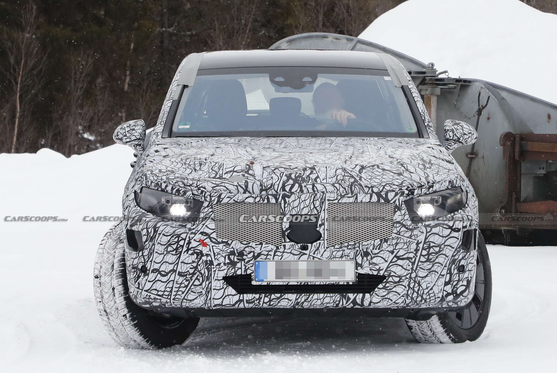2023 Mercedes-Benz GLC Spied During Cold Weather Testing