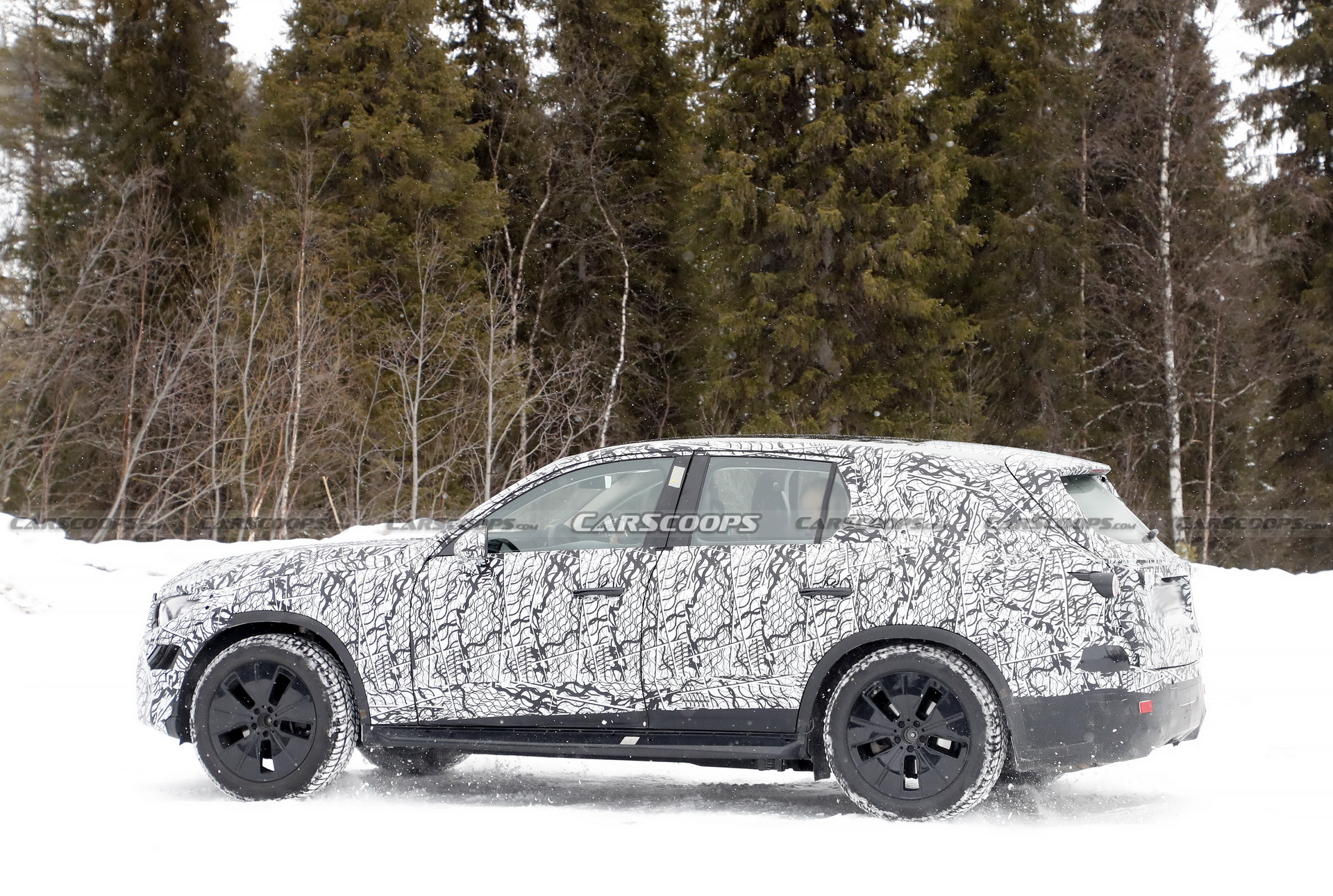 2023 Mercedes-Benz GLC Spied During Cold Weather Testing