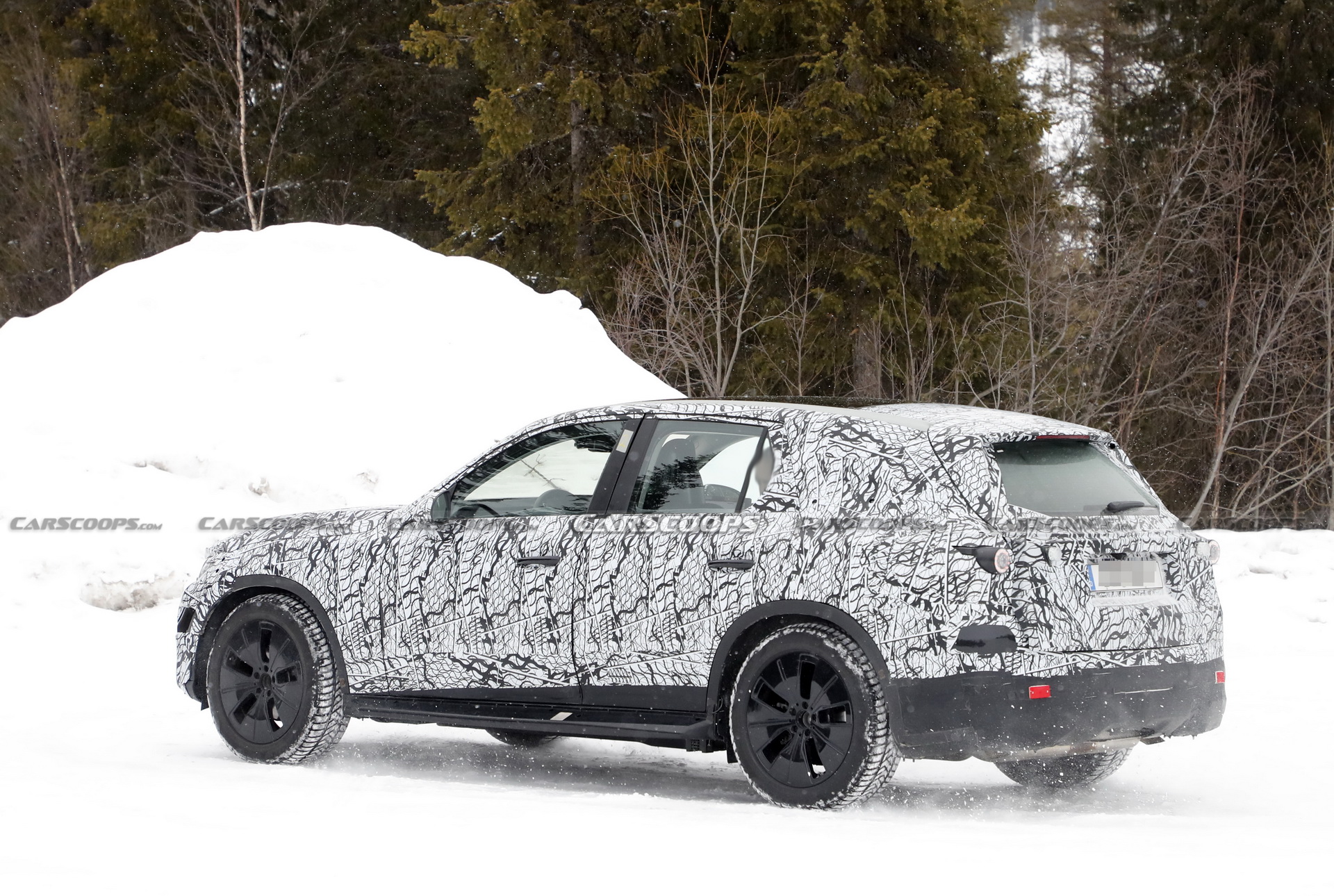 2023 Mercedes-Benz GLC Spied During Cold Weather Testing