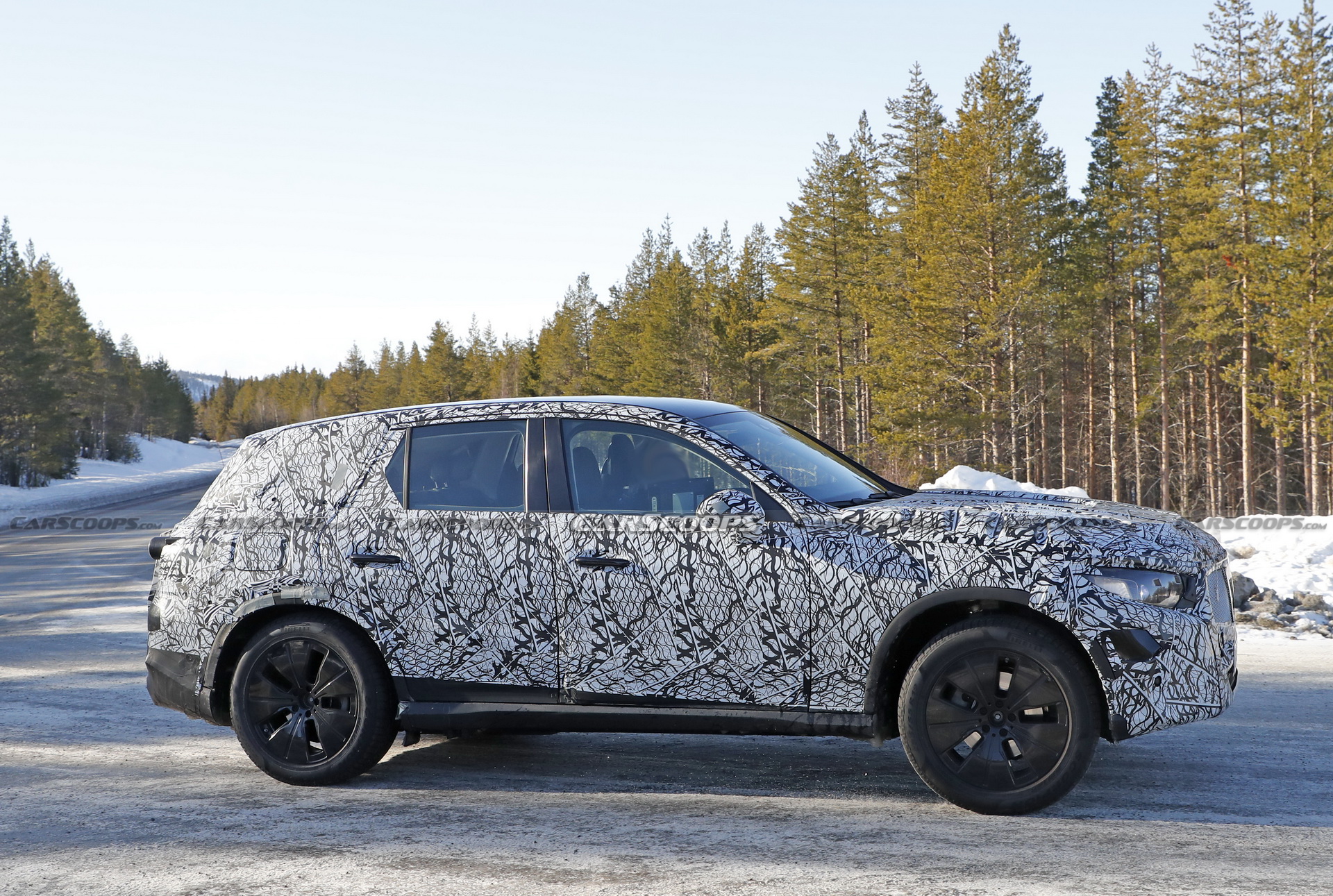 2023 Mercedes-Benz GLC Spied During Cold Weather Testing