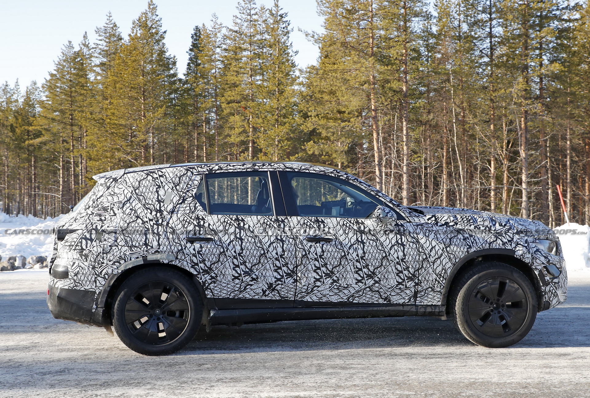 2023 Mercedes-Benz GLC Spied During Cold Weather Testing