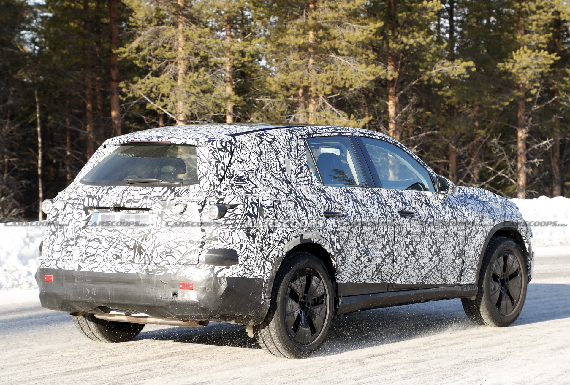 2023 Mercedes-Benz GLC Spied During Cold Weather Testing