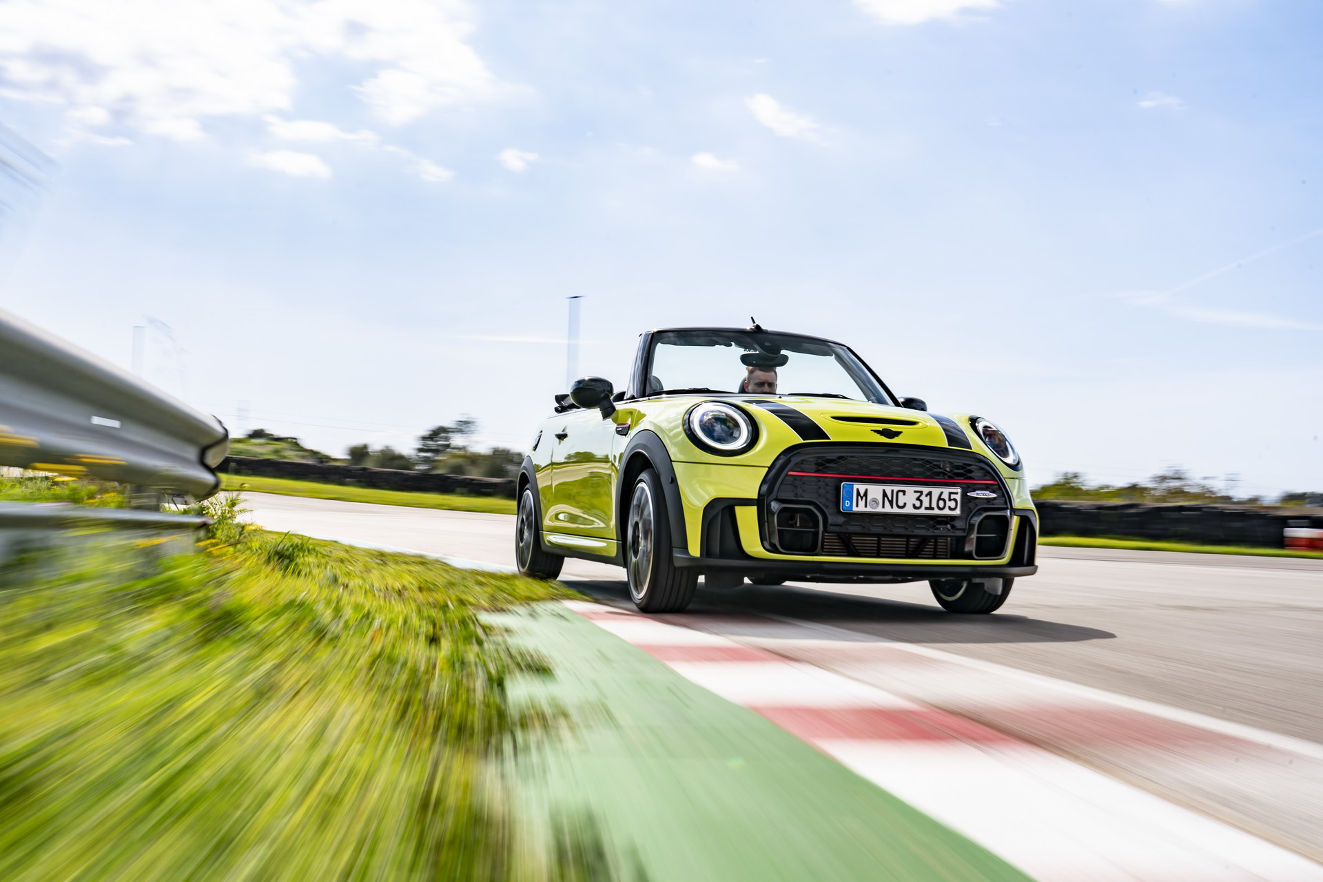 2022 MINI JCW Is Your 228HP, $32,900 Subcompact Hot Hatch