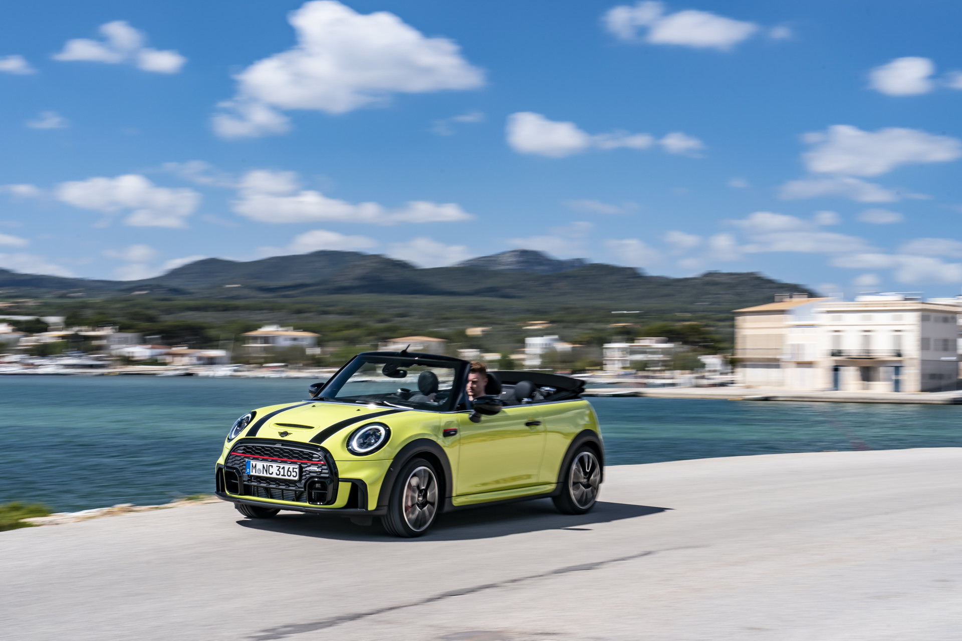 2022 MINI JCW Is Your 228HP, $32,900 Subcompact Hot Hatch