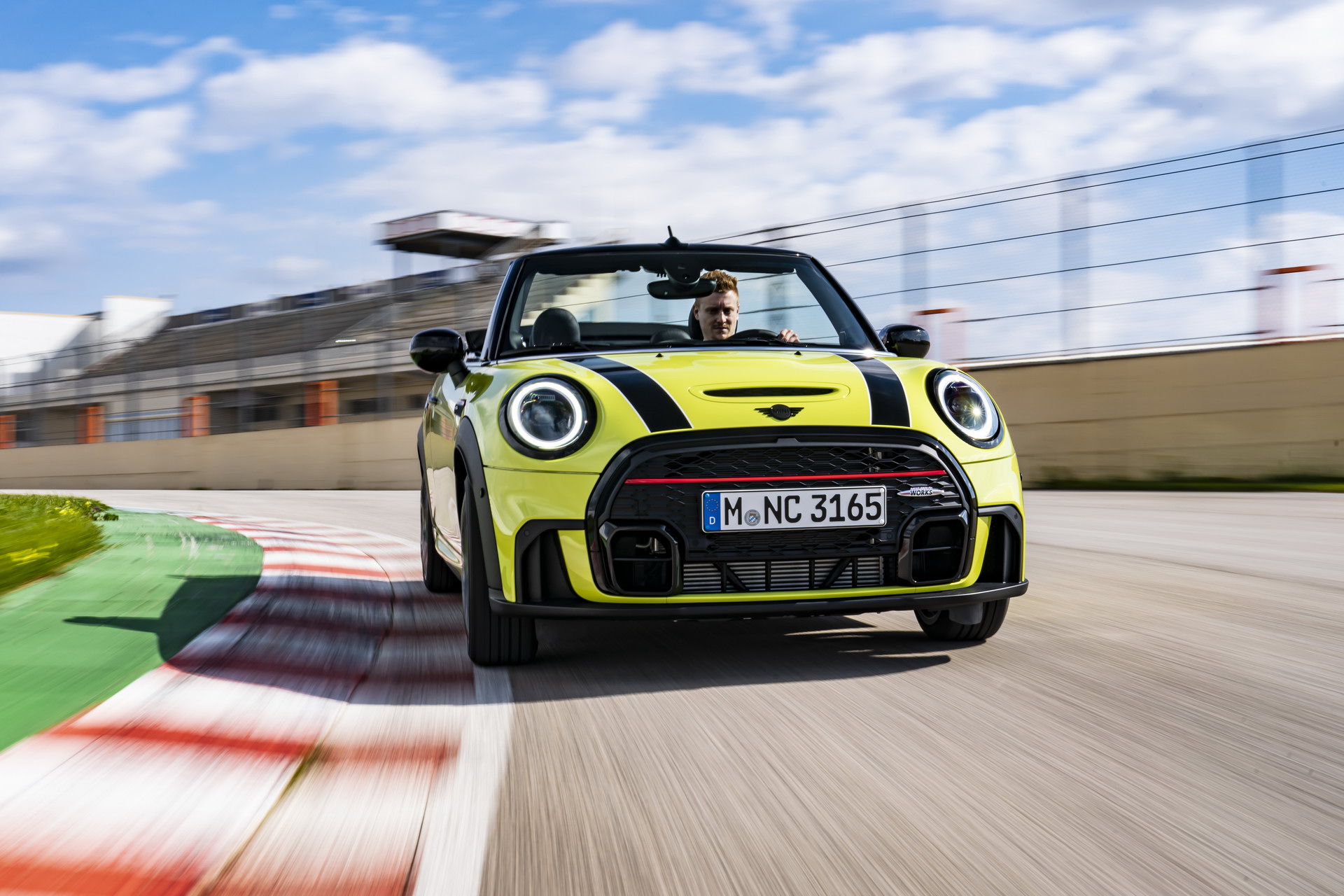 2022 MINI JCW Is Your 228HP, $32,900 Subcompact Hot Hatch