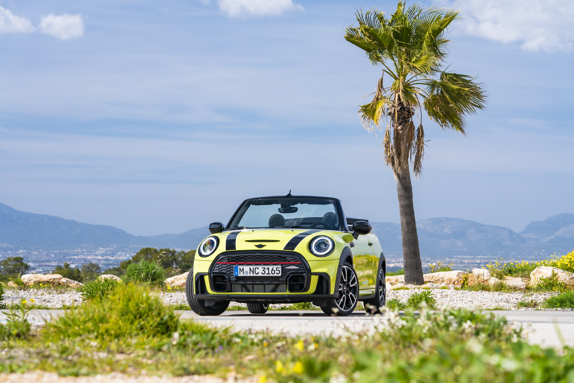 2022 MINI JCW Is Your 228HP, $32,900 Subcompact Hot Hatch