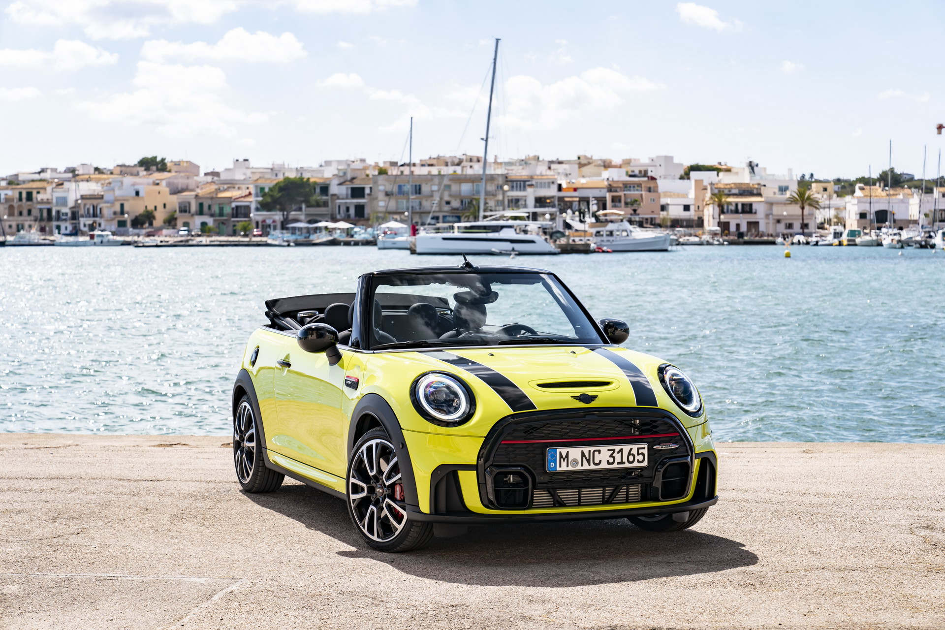 2022 MINI JCW Is Your 228HP, $32,900 Subcompact Hot Hatch