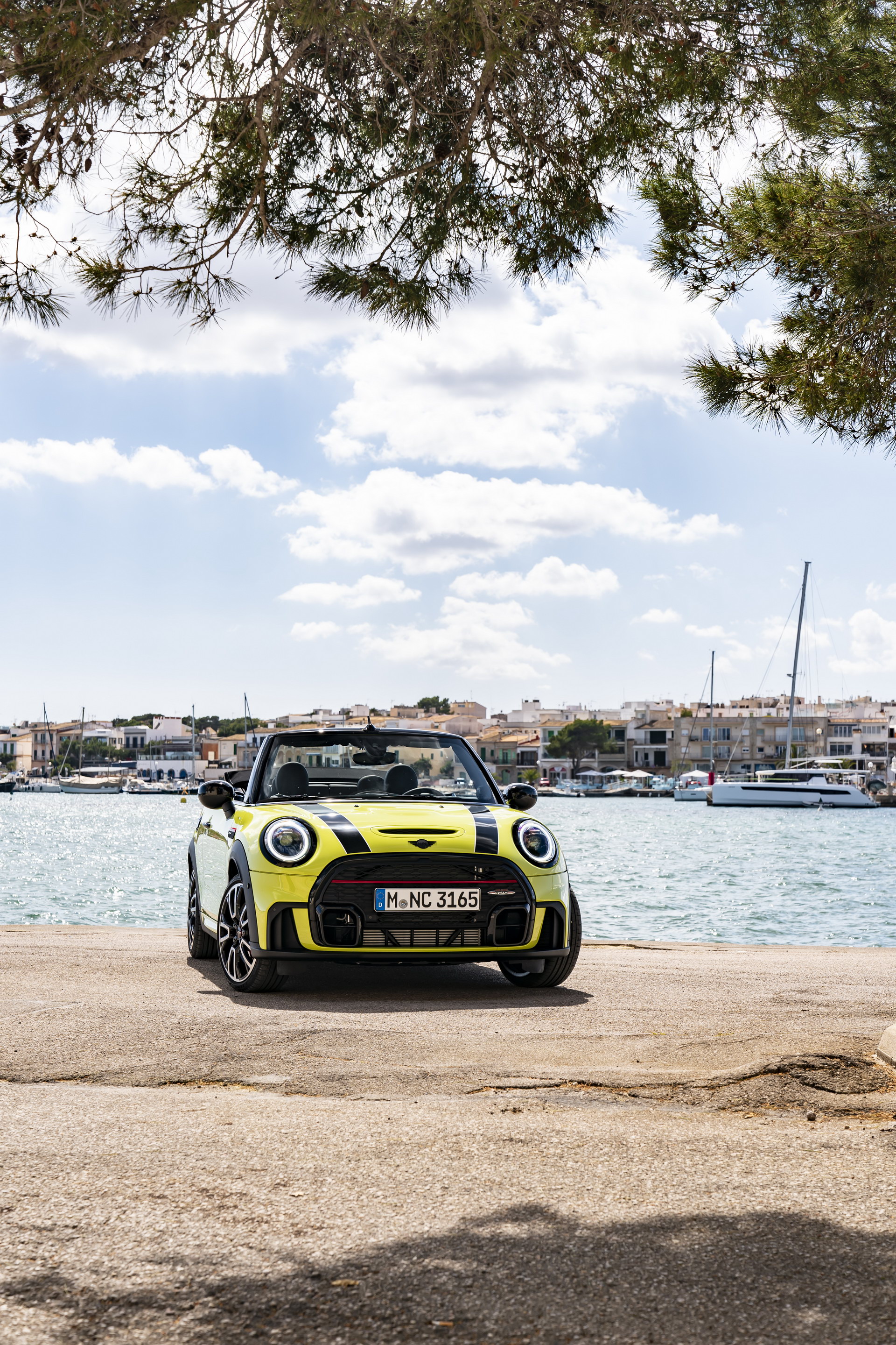 2022 MINI JCW Is Your 228HP, $32,900 Subcompact Hot Hatch