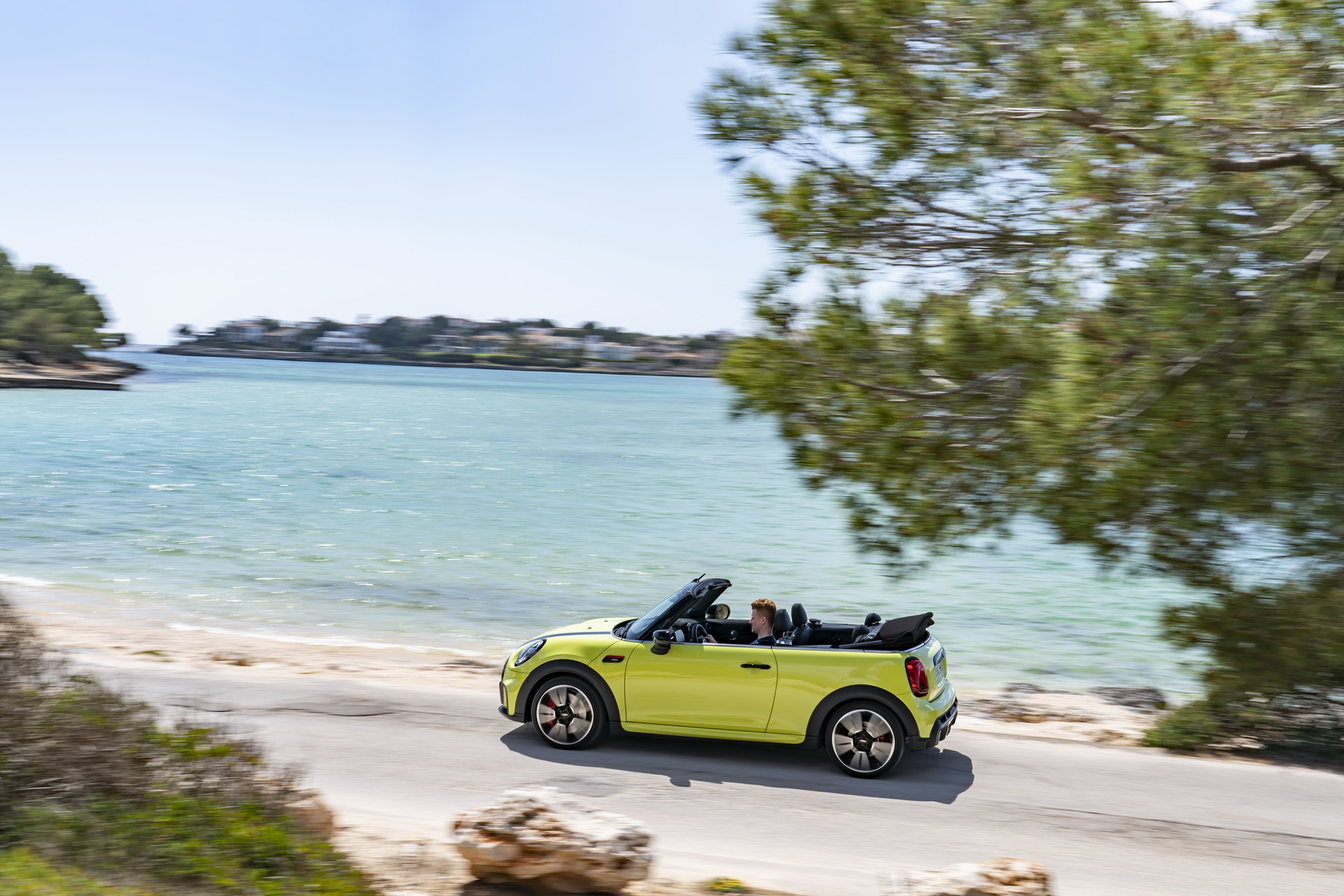 2022 MINI JCW Is Your 228HP, $32,900 Subcompact Hot Hatch
