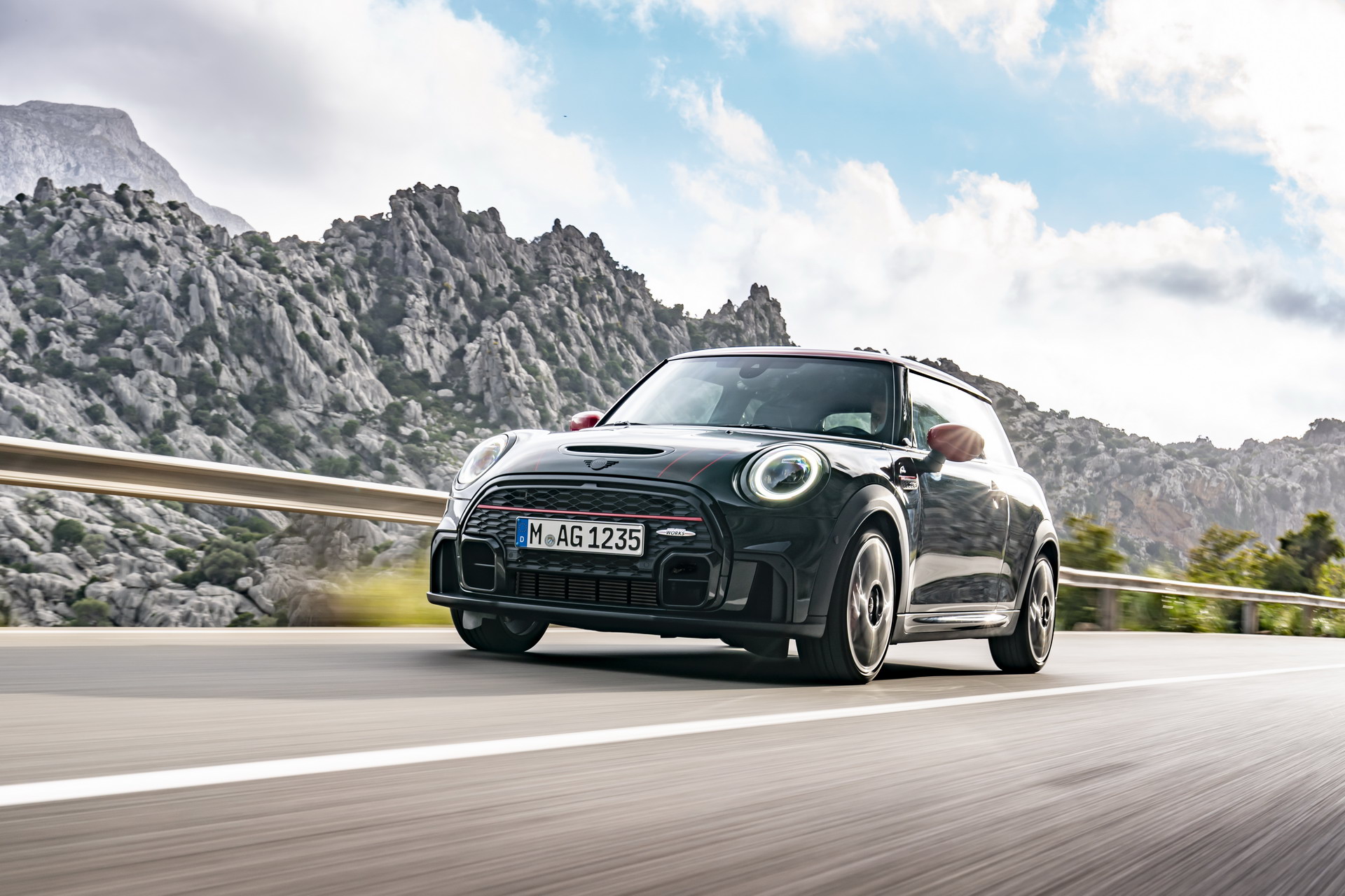2022 MINI JCW Is Your 228HP, $32,900 Subcompact Hot Hatch