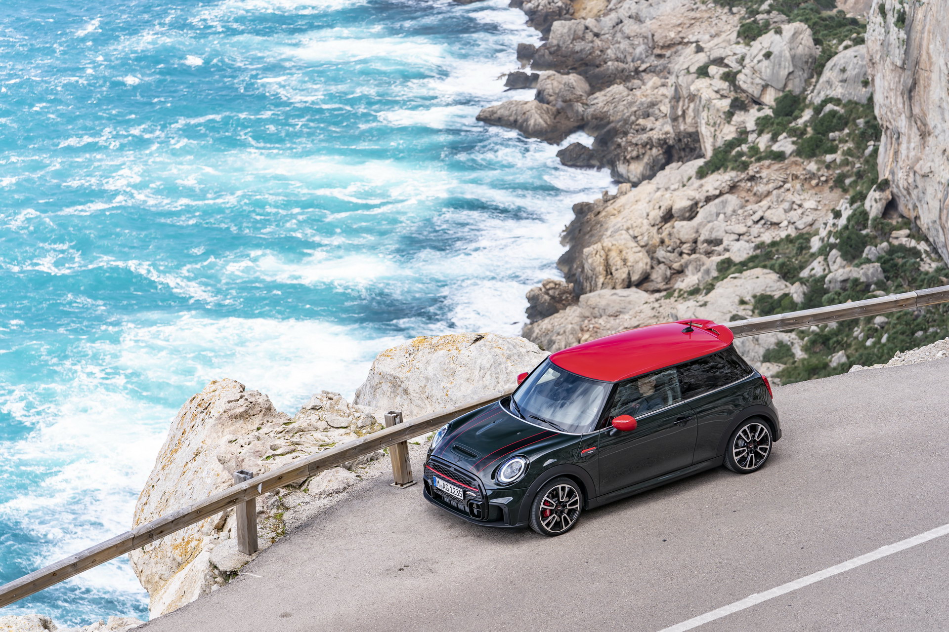 2022 MINI JCW Is Your 228HP, $32,900 Subcompact Hot Hatch