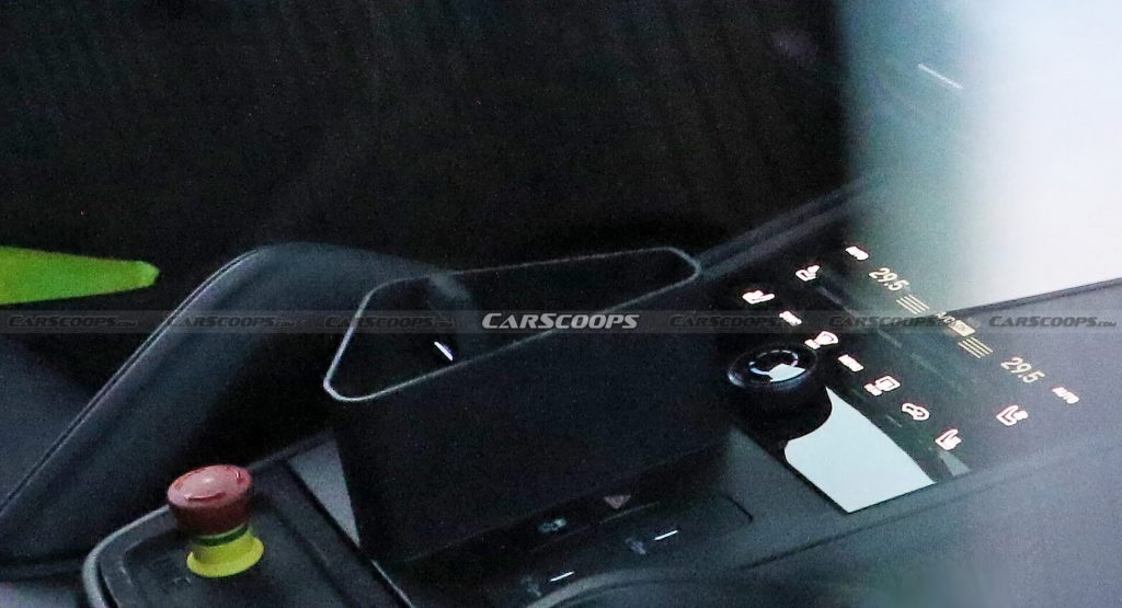 2023 Porsche Cayenne Facelift Opens Up Its Cockpit, Hides New 911-Like Gearshift Lever