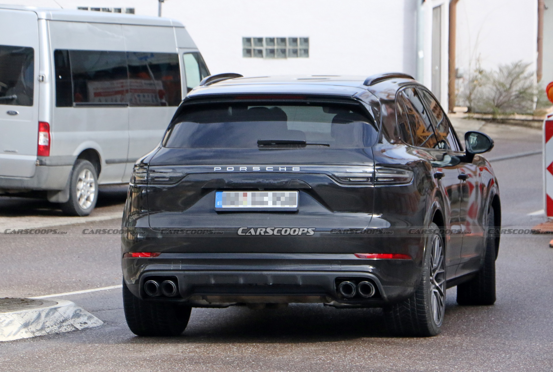 2023 Porsche Cayenne Facelift Opens Up Its Cockpit, Hides New 911-Like Gearshift Lever
