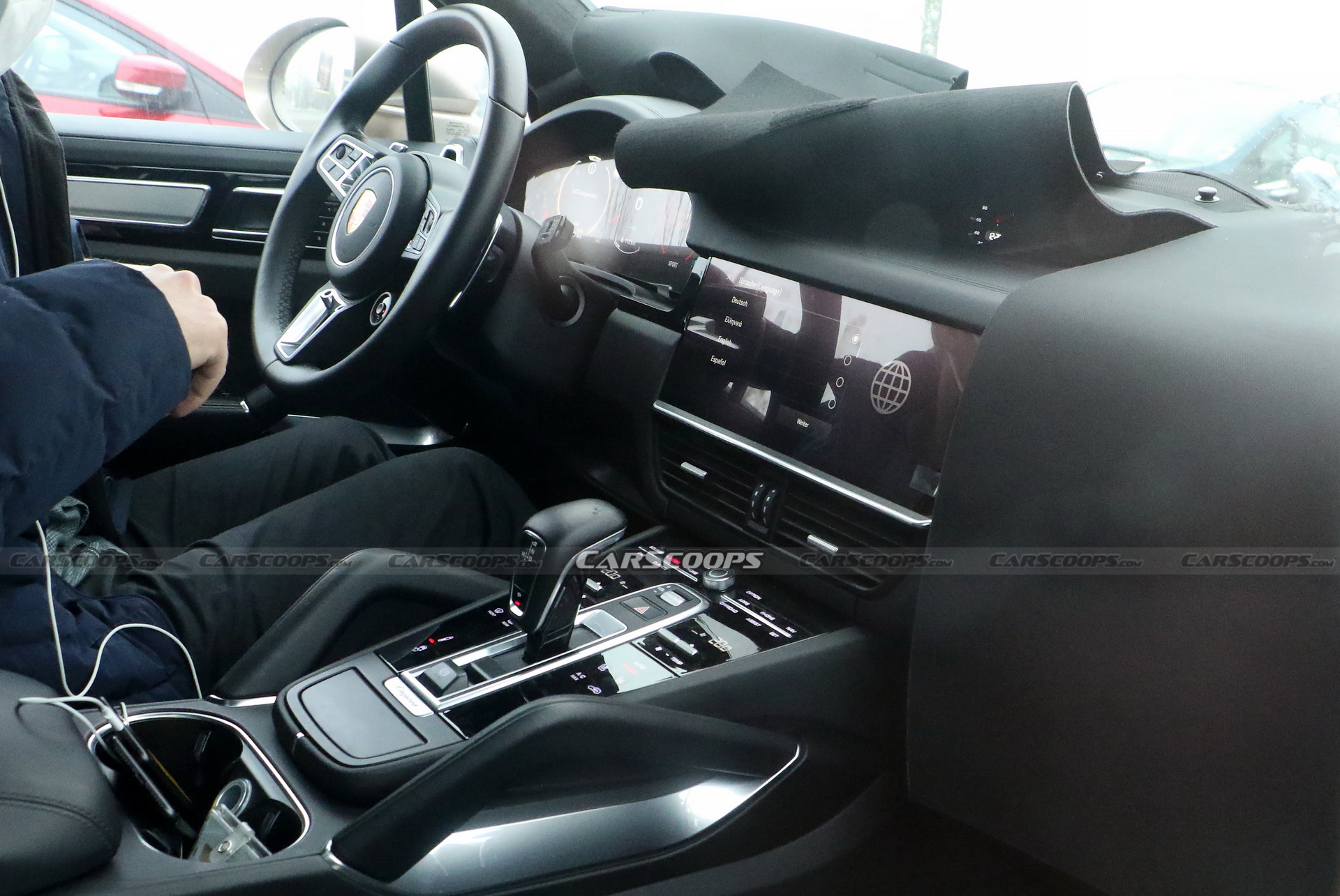 2023 Porsche Cayenne Facelift Opens Up Its Cockpit, Hides New 911-Like Gearshift Lever