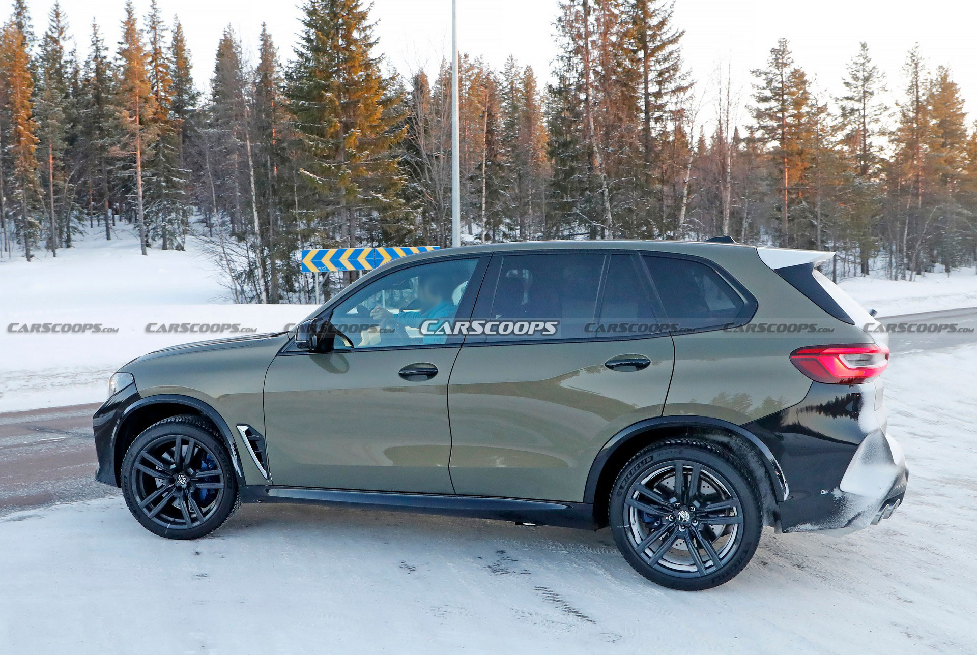 2024 BMW X5 M Spied, Will Adopt iX-Like Displays
