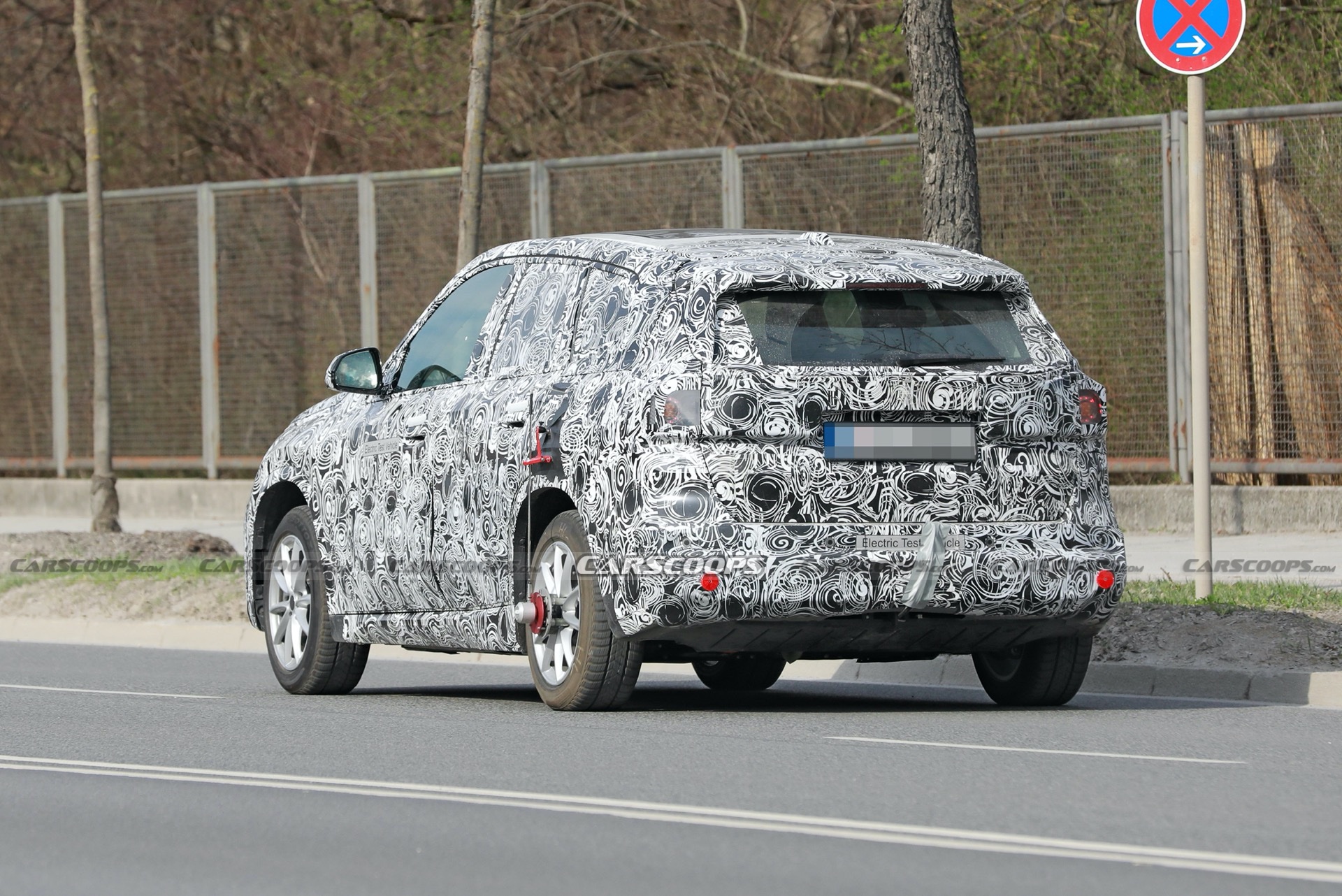 2023 iX1 Will Join iX3 In BMW’s All-Electric SUV Range