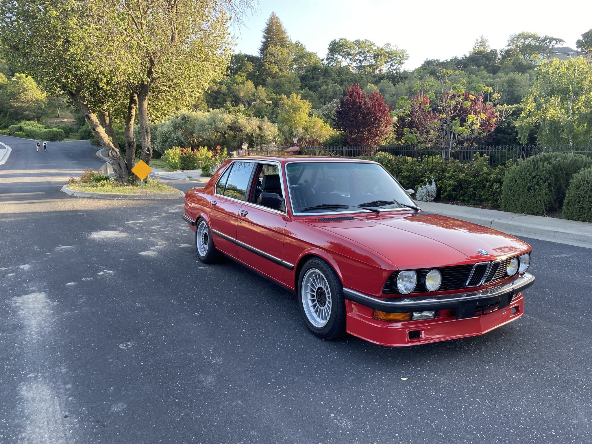 1987 BMW 535is Reminds Us Why We Love Classic Bimmers