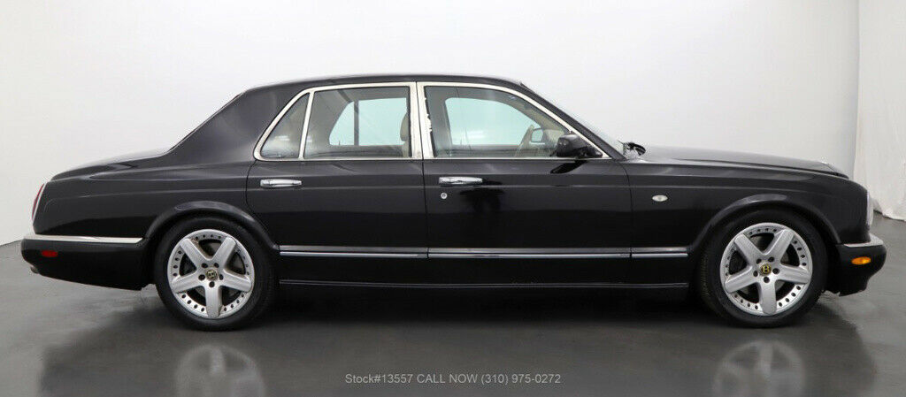 For $19K, You Could Buy A Lightly Used Camry – Or This 2001 Bentley Arnage