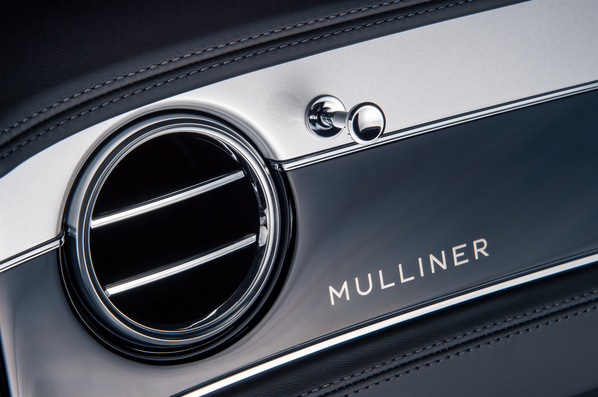 Bentley Mulliner Reveals Japan-Only Continental GT V8 Equinox Limited Edition