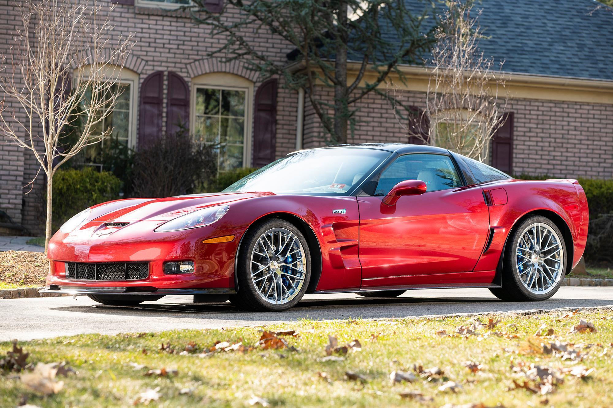 2K-Mile 2013 Chevrolet Corvette ZR1 Is An Exhilarating Drive