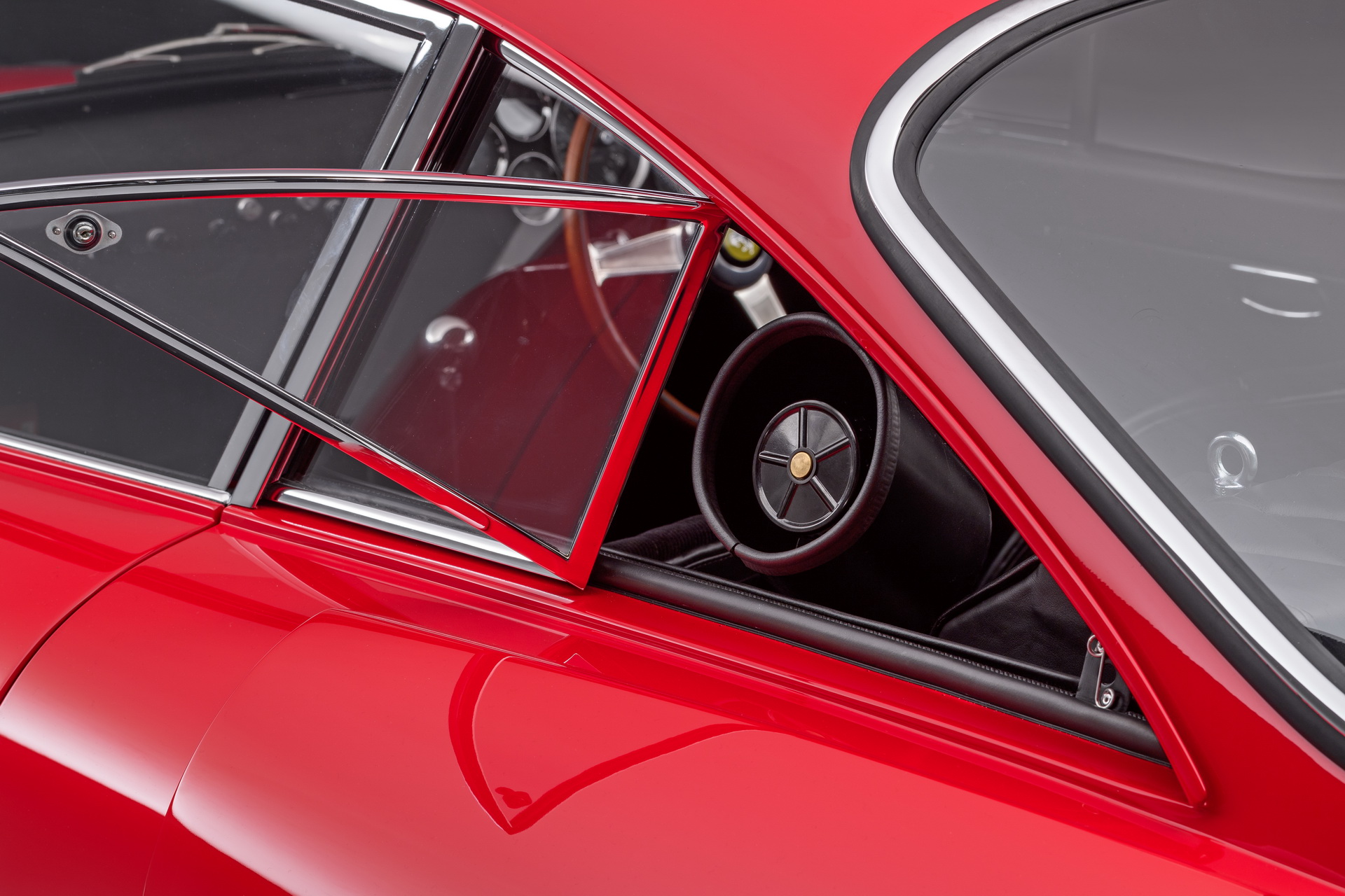 This Is A Brand New Ferrari 330 LMB – Only It Wasn’t Sanctioned By Maranello