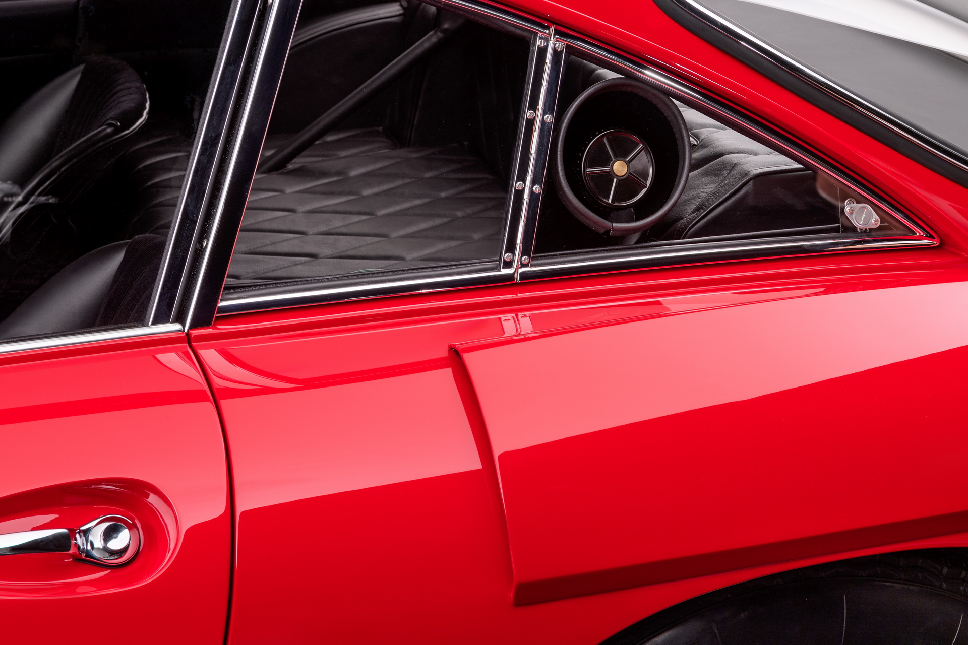 This Is A Brand New Ferrari 330 LMB – Only It Wasn’t Sanctioned By Maranello