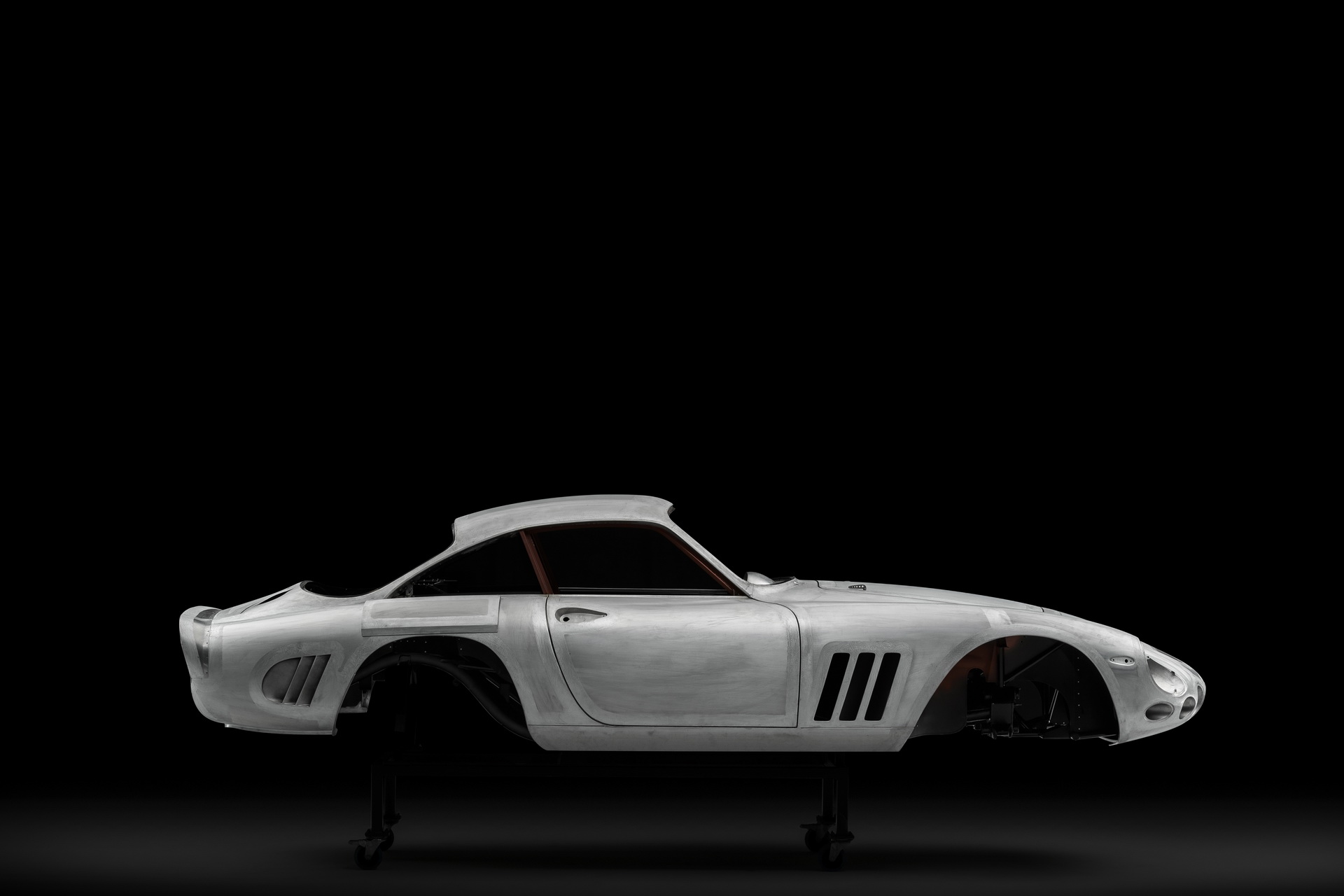 This Is A Brand New Ferrari 330 LMB – Only It Wasn’t Sanctioned By Maranello