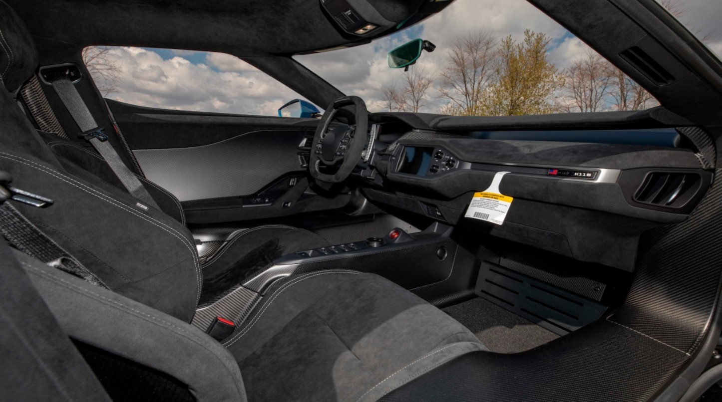 Which Of These Two Low-Mileage 2019 Ford GTs Would You Prefer?