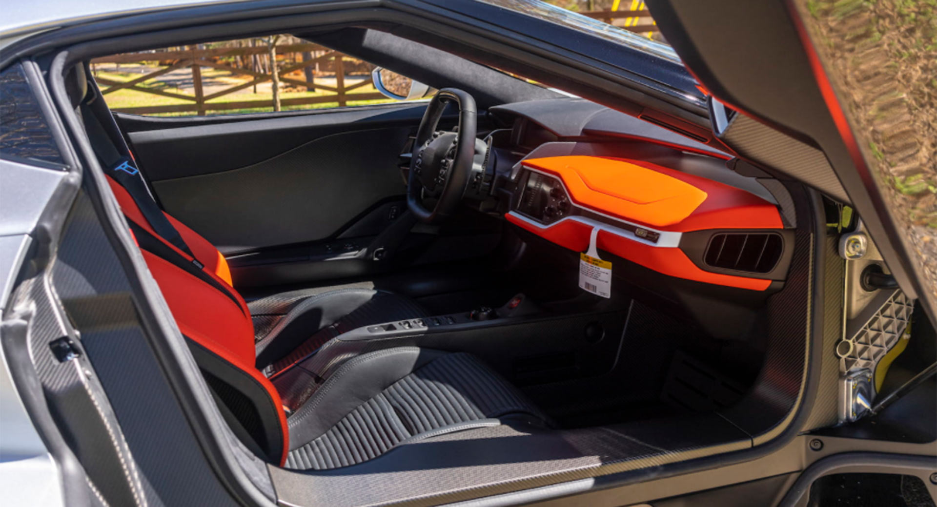 Which Of These Two Low-Mileage 2019 Ford GTs Would You Prefer?