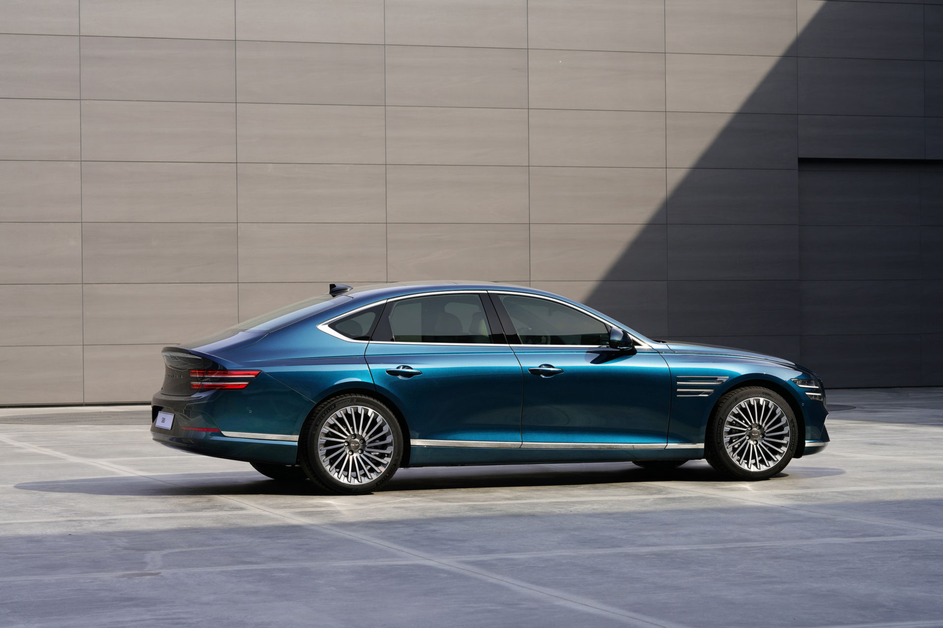 2022 Genesis Electrified G80 Has 365 HP And Up To 310 Miles Of Range