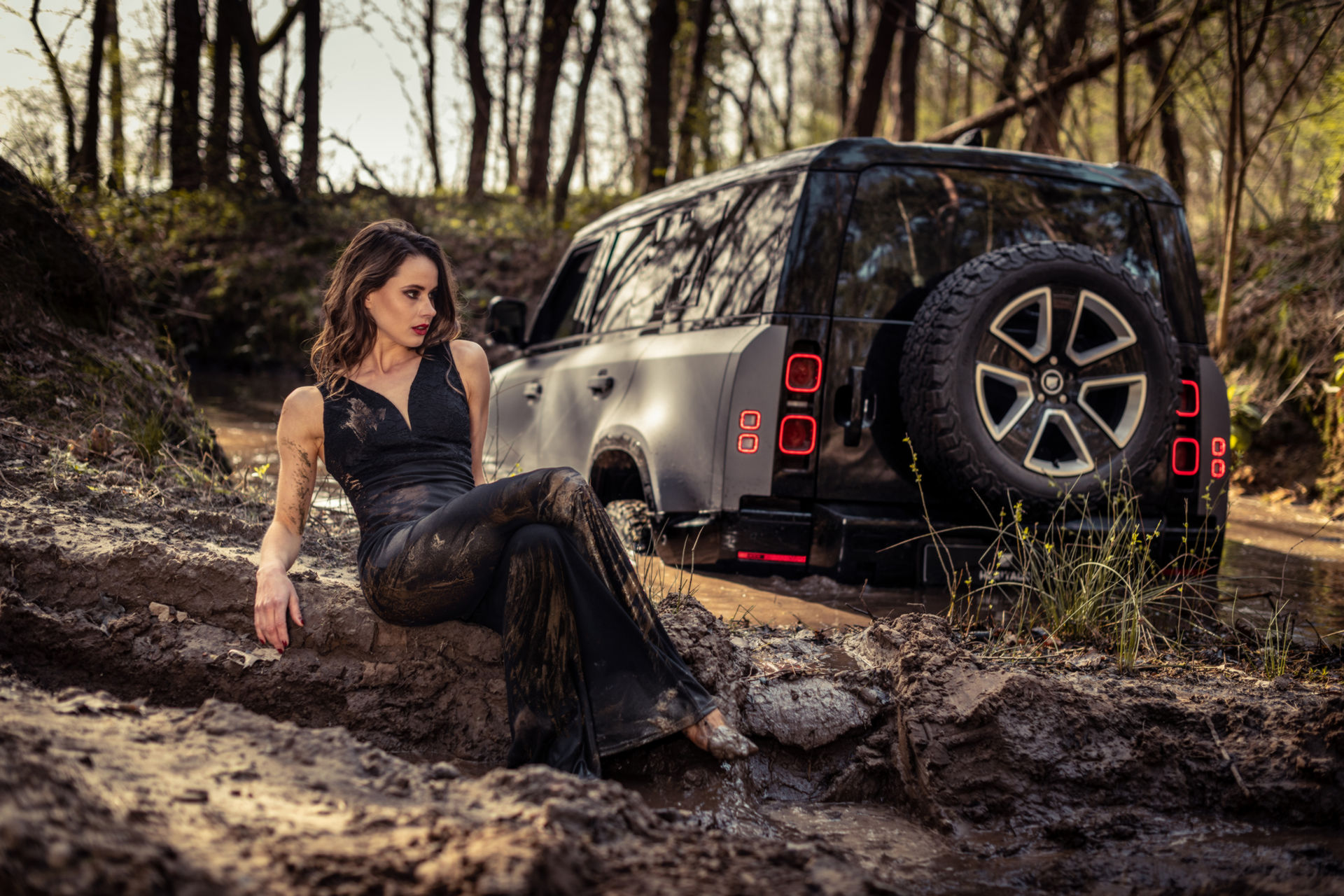 Create Your Dream Land Rover Defender With Niels van Roij Design’s Heritage Customs