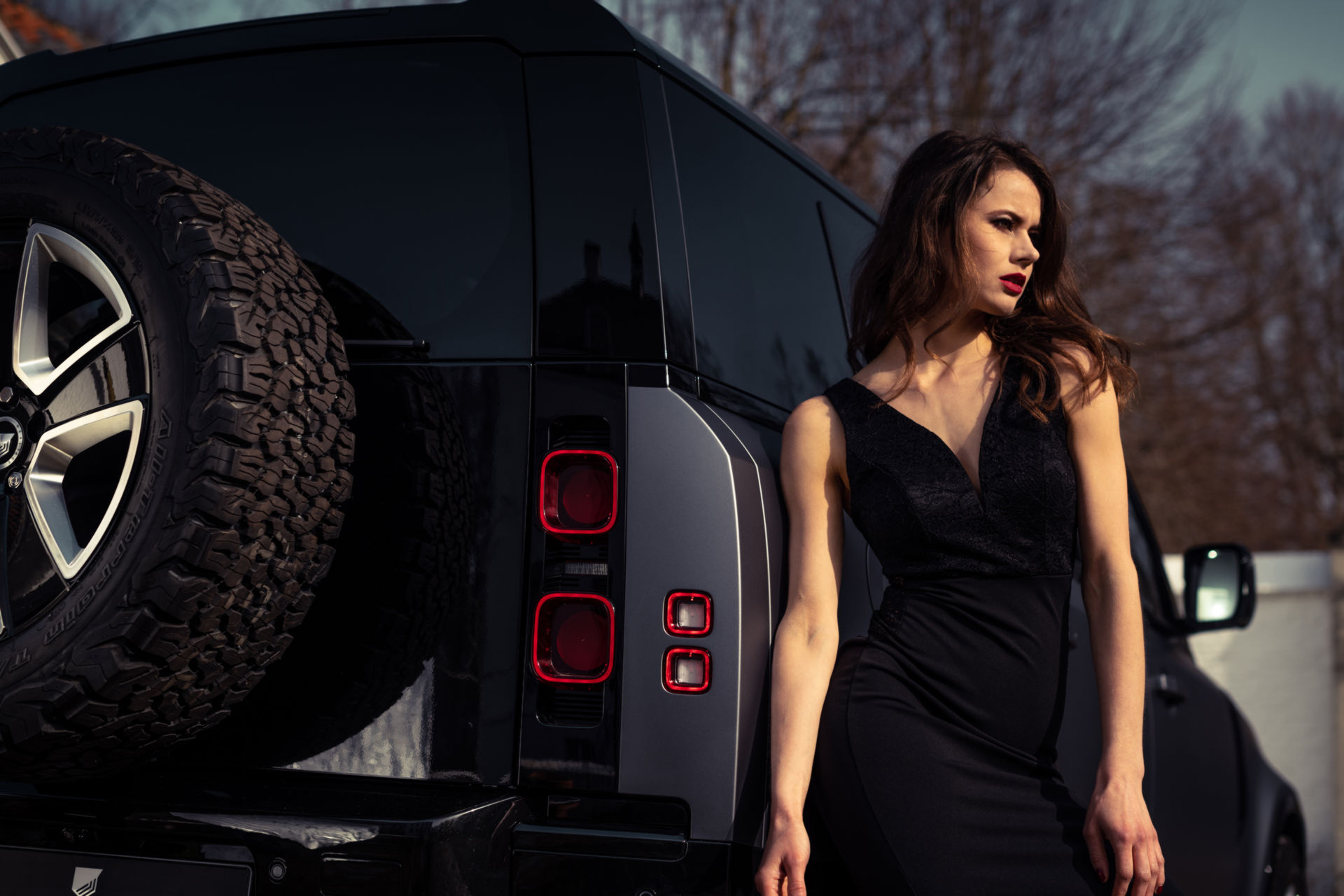 Create Your Dream Land Rover Defender With Niels van Roij Design’s Heritage Customs