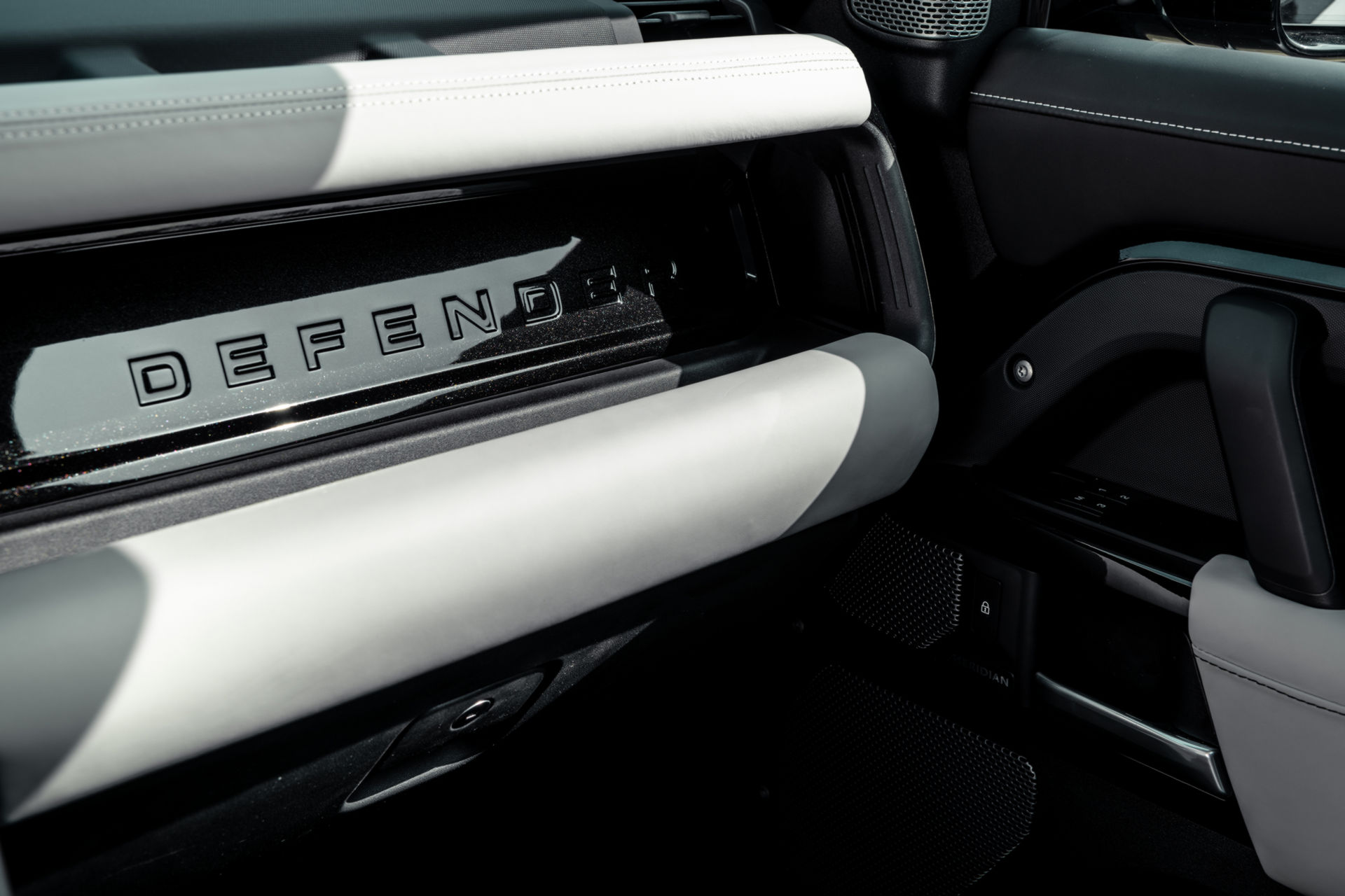 Create Your Dream Land Rover Defender With Niels van Roij Design’s Heritage Customs