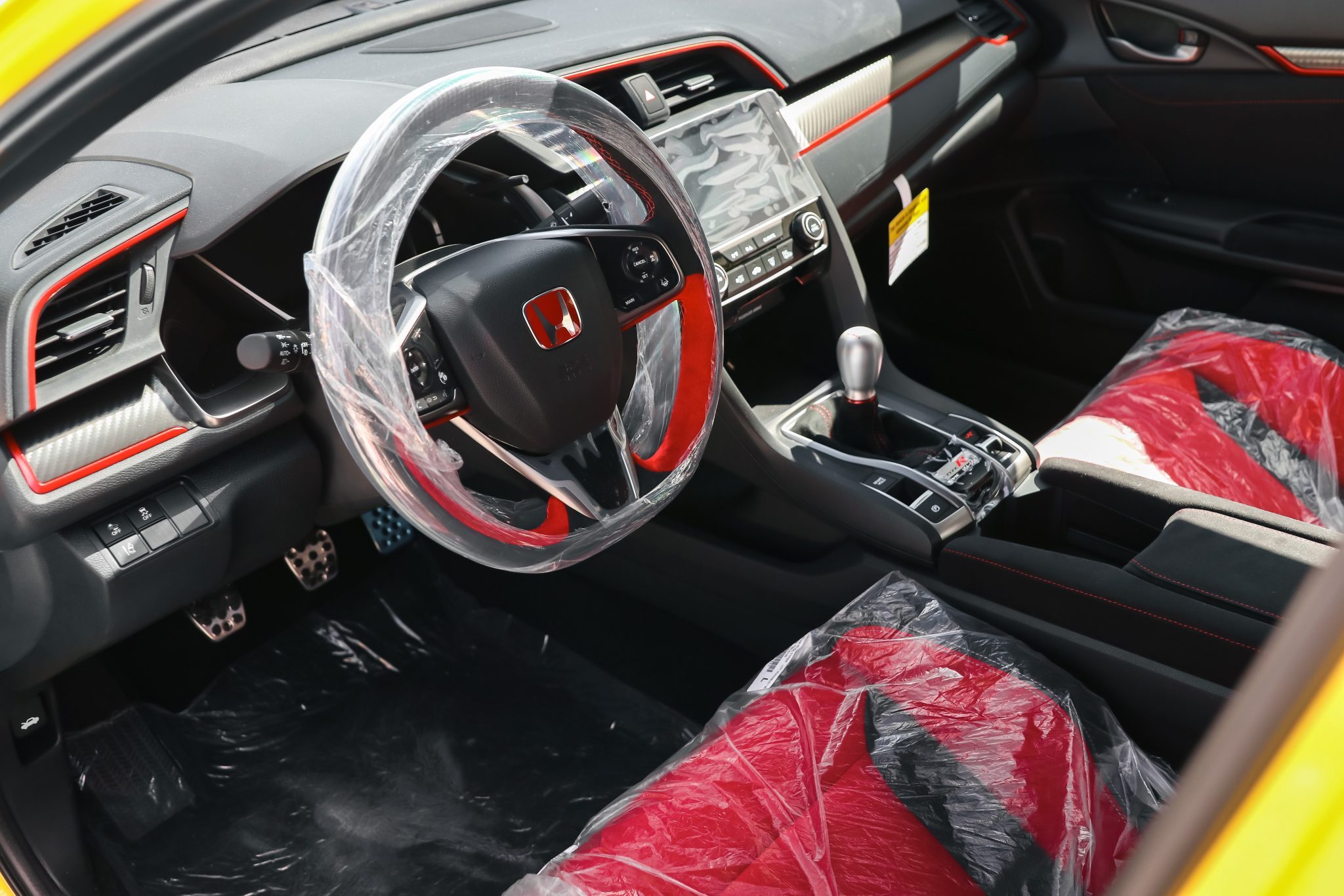 2021 Honda Civic Type R Limited Edition Auctioned Off Is One Of 600