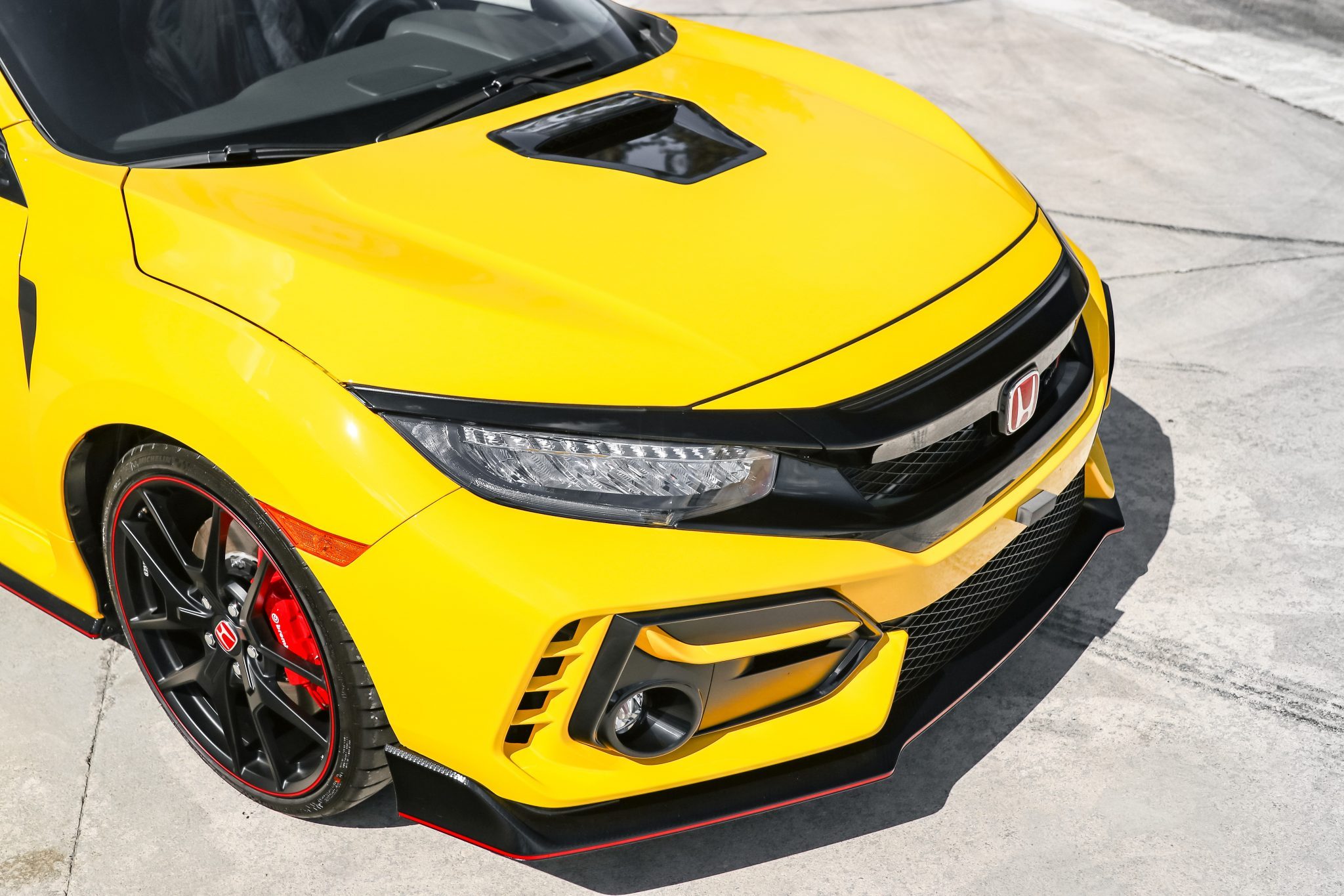 2021 Honda Civic Type R Limited Edition Auctioned Off Is One Of 600