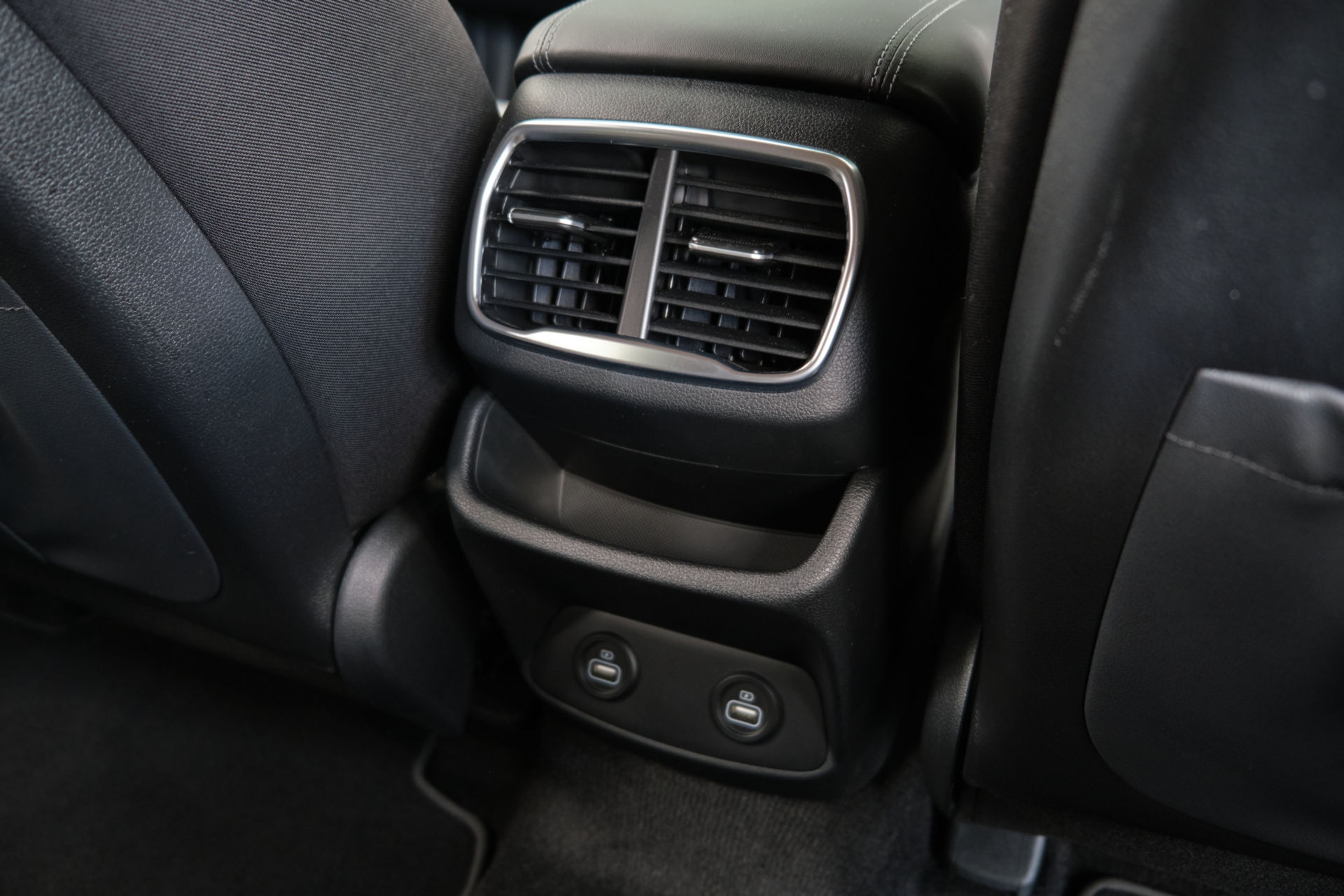 Driven: 2021 Hyundai Santa Fe Feels Like A Small Improvement Over The Old One