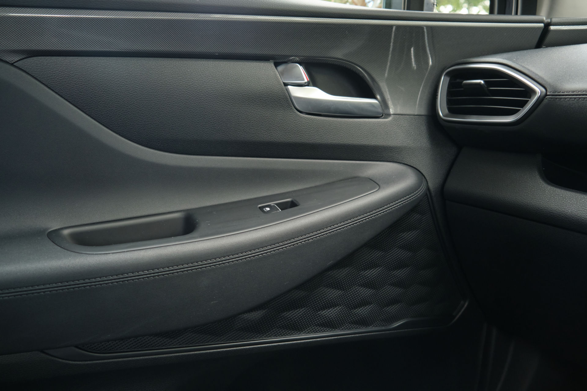 Driven: 2021 Hyundai Santa Fe Feels Like A Small Improvement Over The Old One