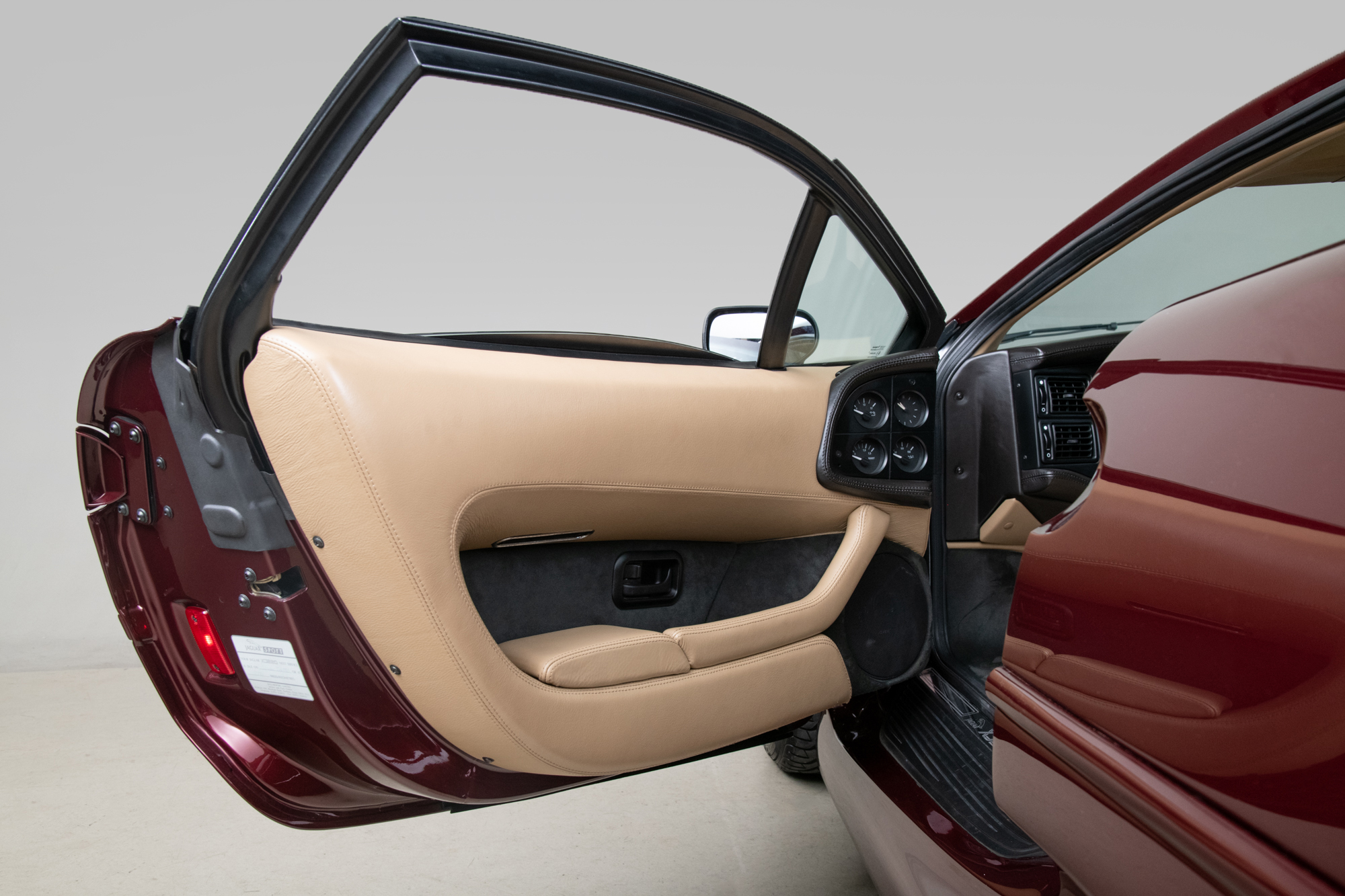 Ultra-Low Mileage Jaguar XJ220 Is One Underappreciated Gem