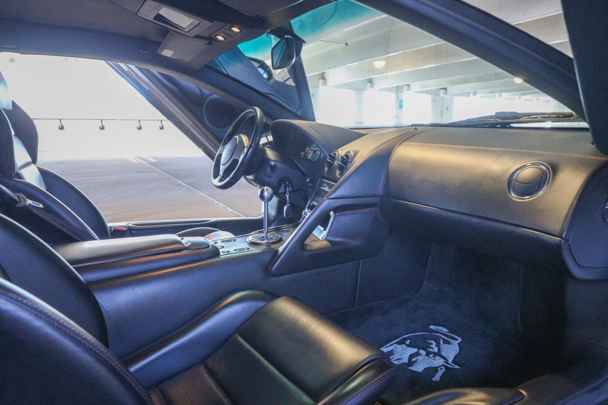 2006 Lamborghini Murcielago Has A Gated Six-Speed Manual And A Screaming V12