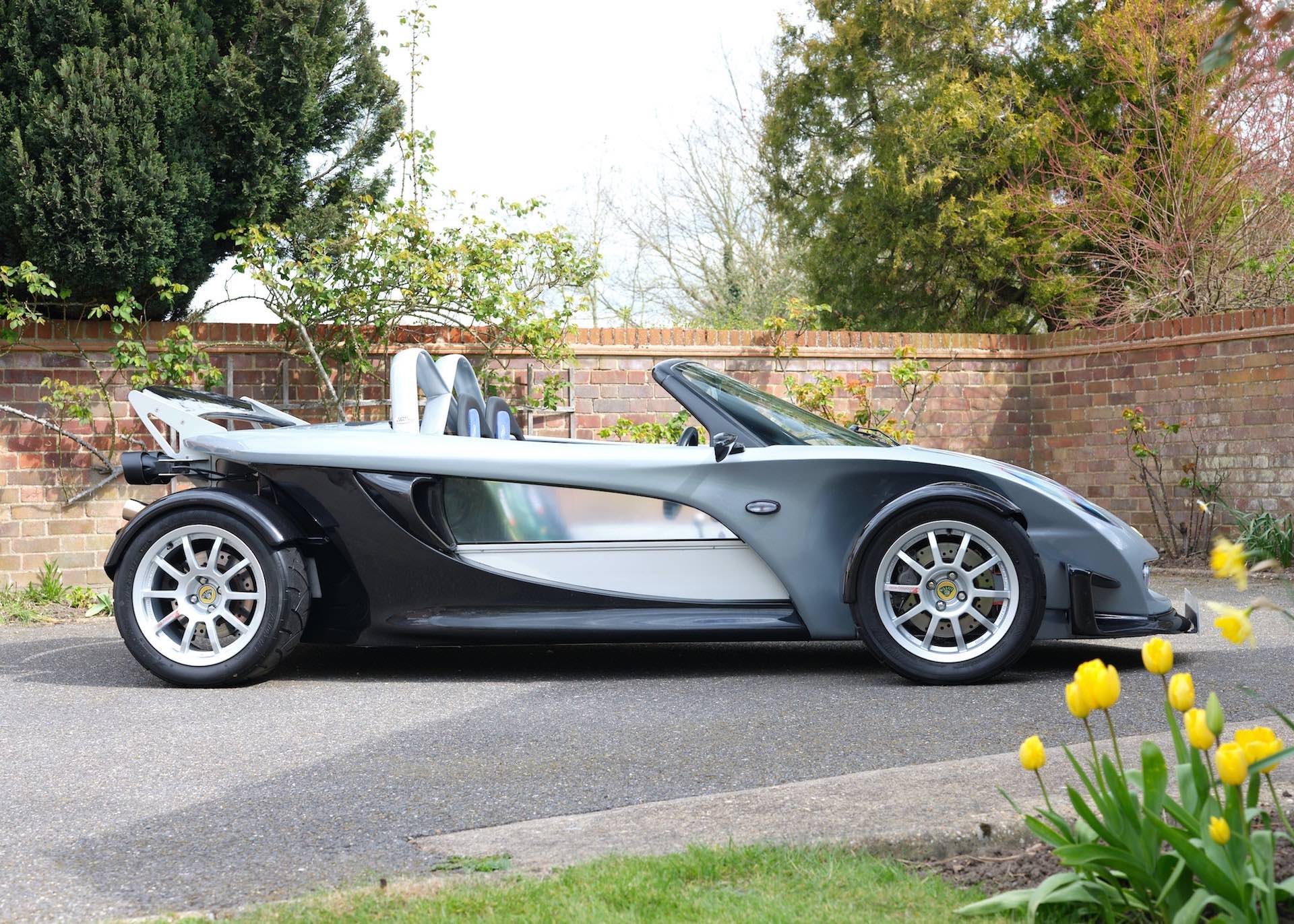 The Lotus 340R was the Elise’s LSD-Fuelled Trackday Brother