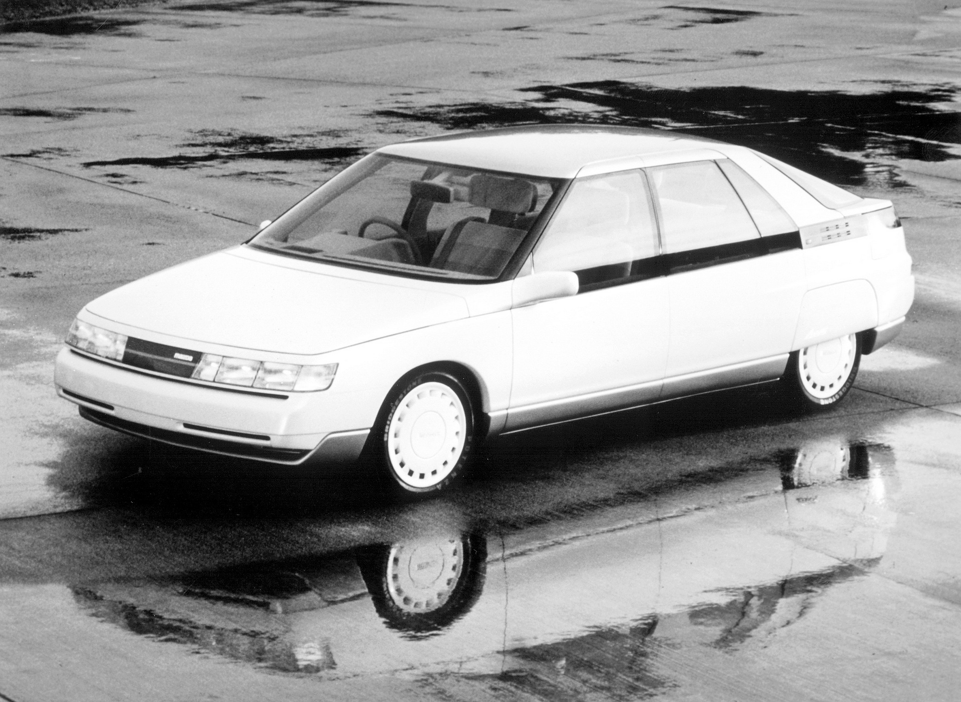 Mazda Restores Bertone-Designed MX-81, Its First Car To Wear The MX Badge