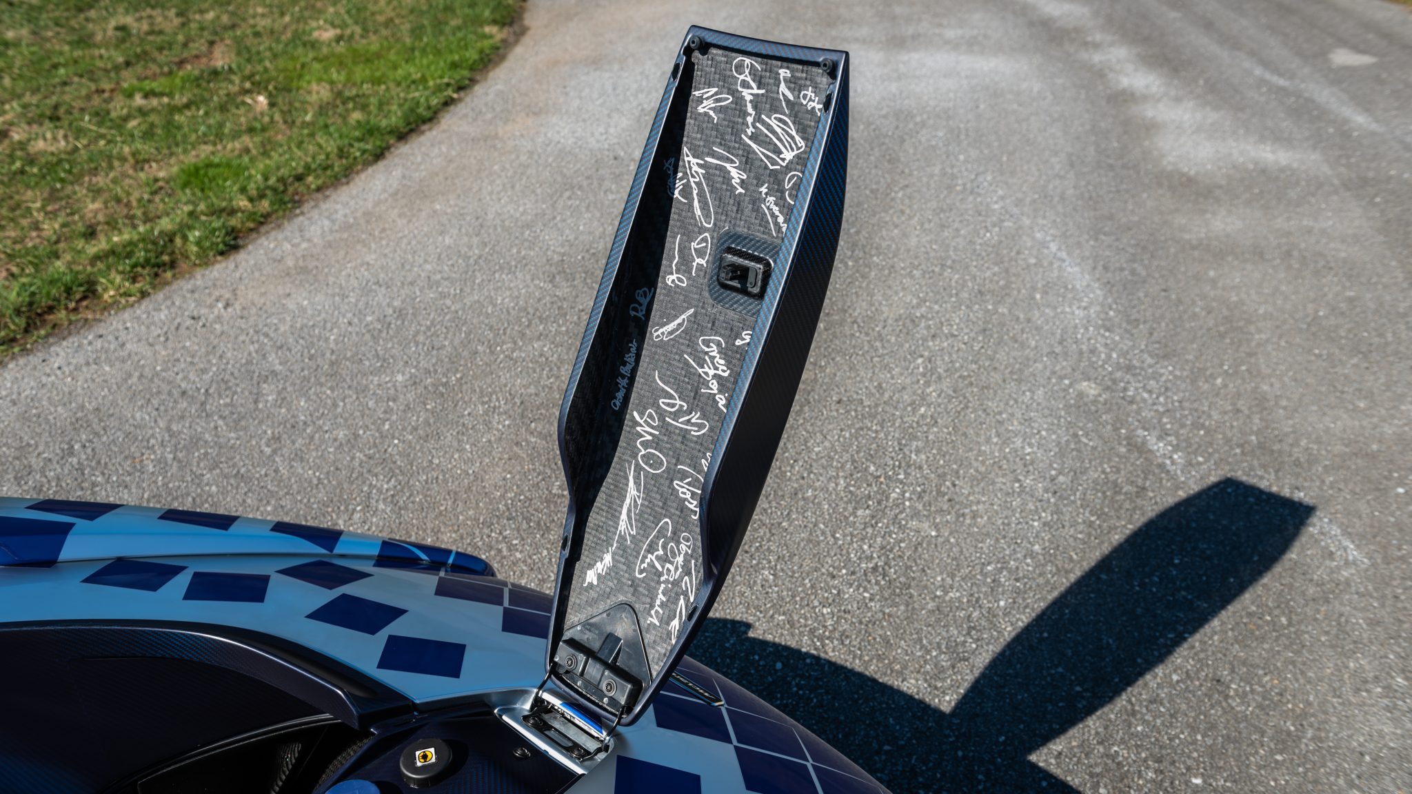 Fancy Adding A Bespoke McLaren Senna MSO To Your Car Collection?