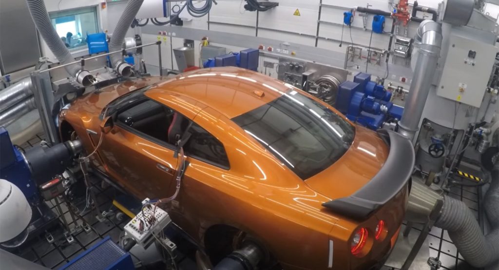 Nissan Shows How It Upgraded The Engine Of The GT-R50 By Italdesign