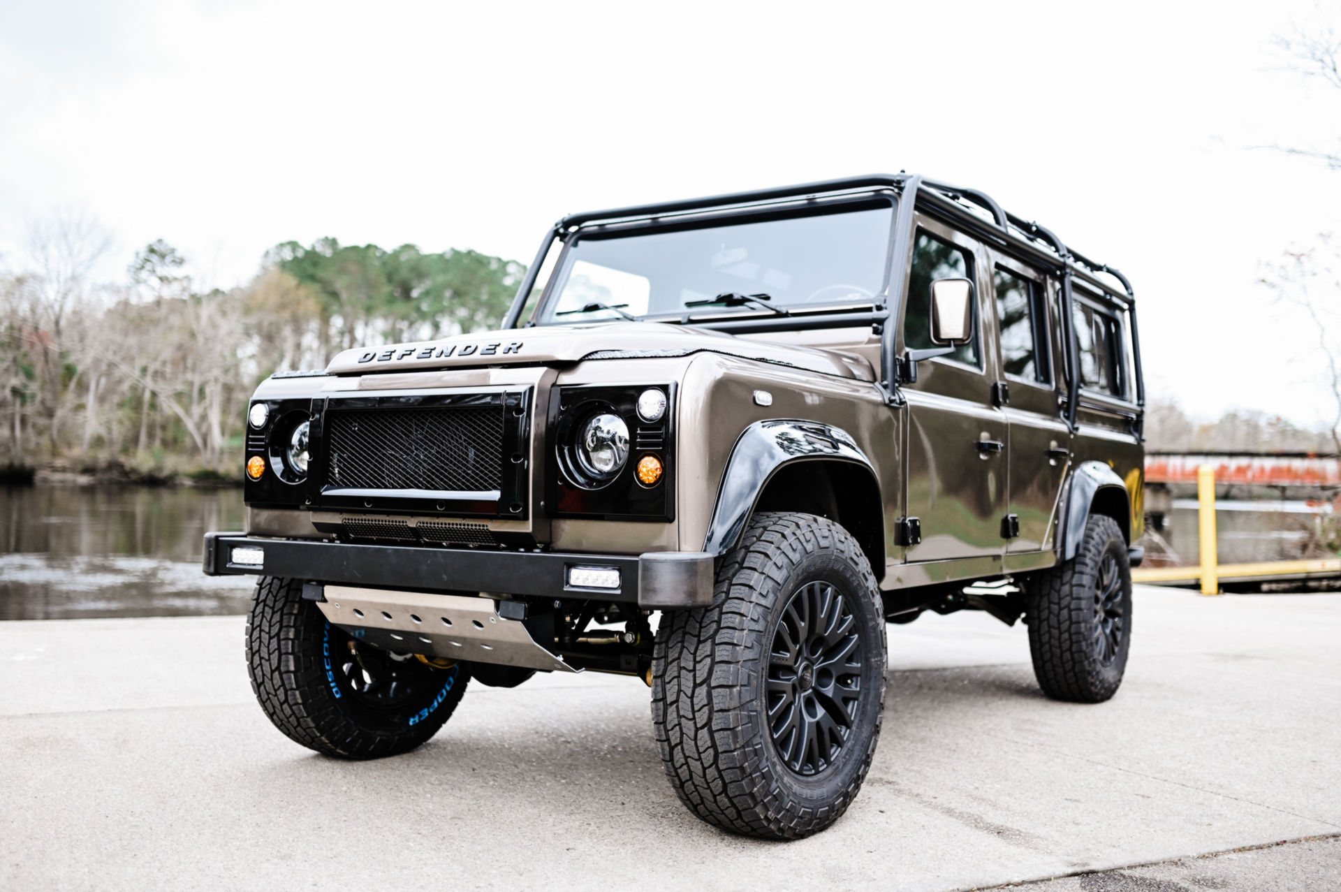 Osprey’s Latest Land Rover Defender Restomod Has An LS3 V8