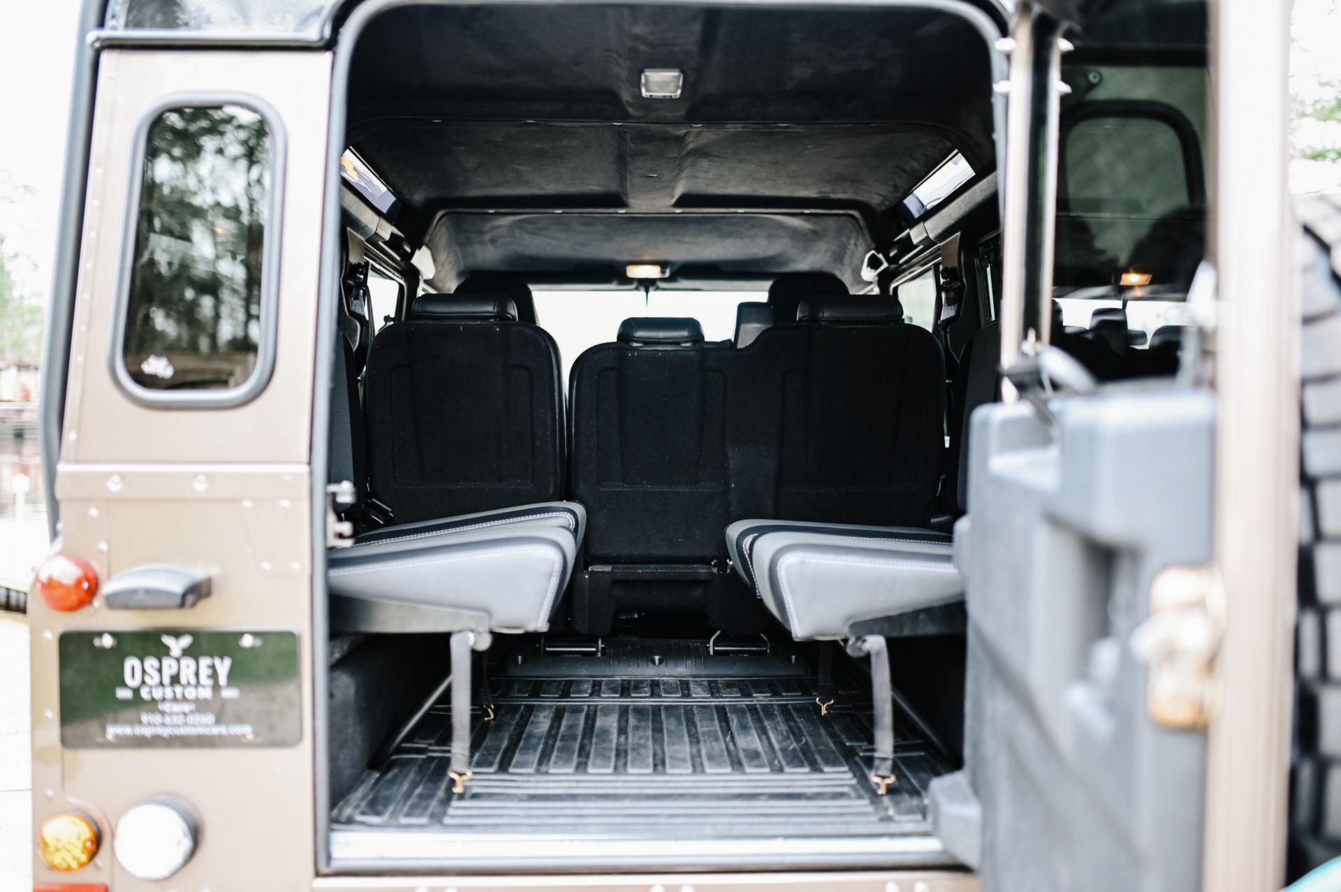 Osprey’s Latest Land Rover Defender Restomod Has An LS3 V8