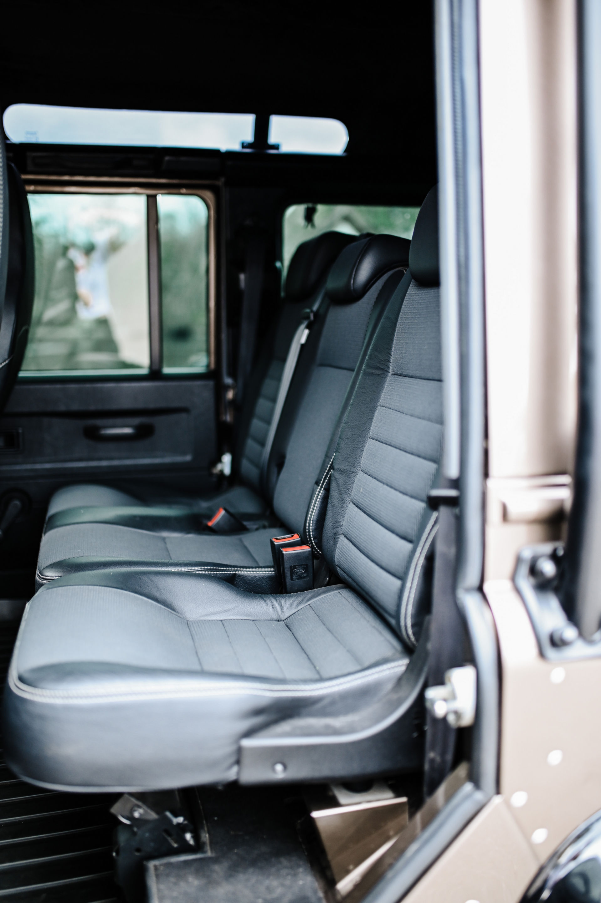 Osprey’s Latest Land Rover Defender Restomod Has An LS3 V8