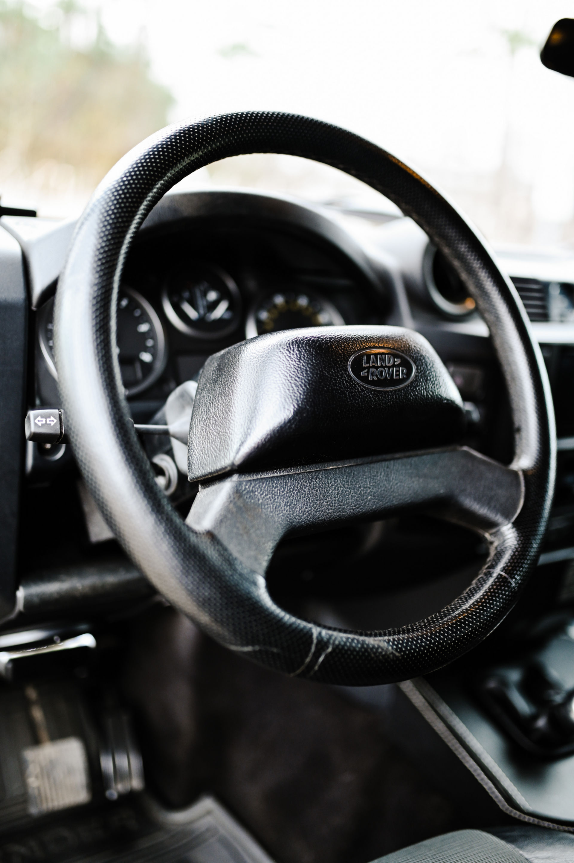 Osprey’s Latest Land Rover Defender Restomod Has An LS3 V8