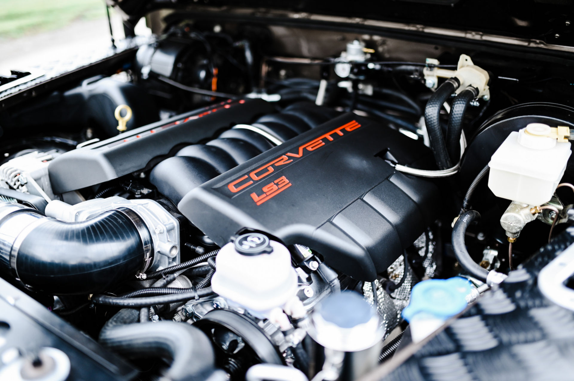 Osprey’s Latest Land Rover Defender Restomod Has An LS3 V8