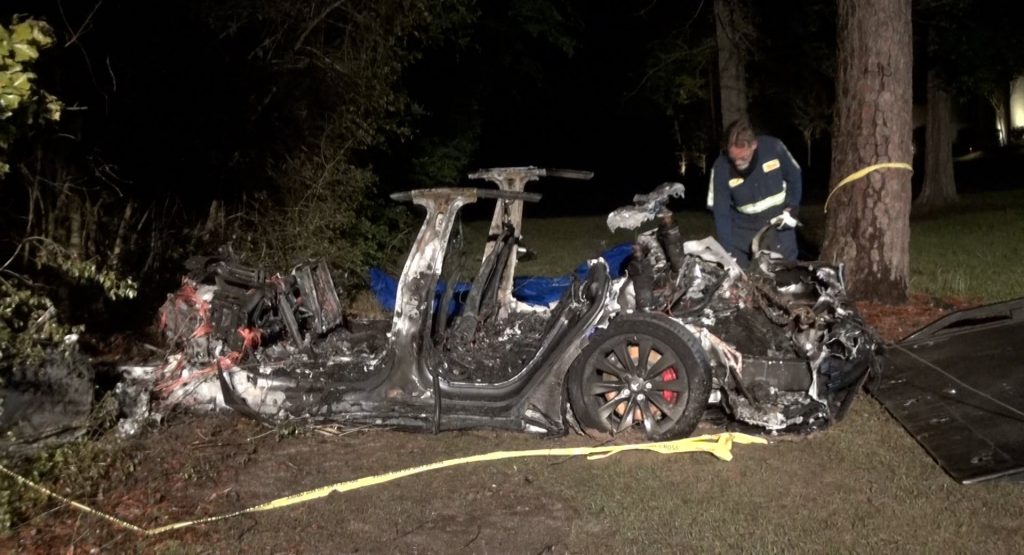  Security Cam Showed Tesla Model S Owner Was In Driver’s Seat Before Fatal Crash