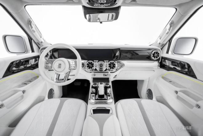 Tank 300 Cybertank Concept From China’s WEY Looks Tough On The Outside, Luxurious Inside